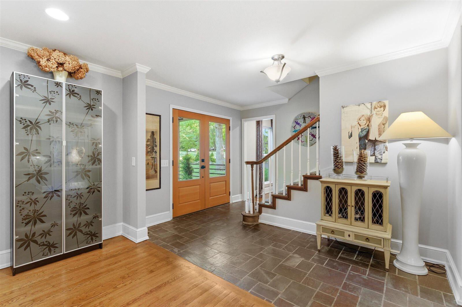 917 Shady Circle