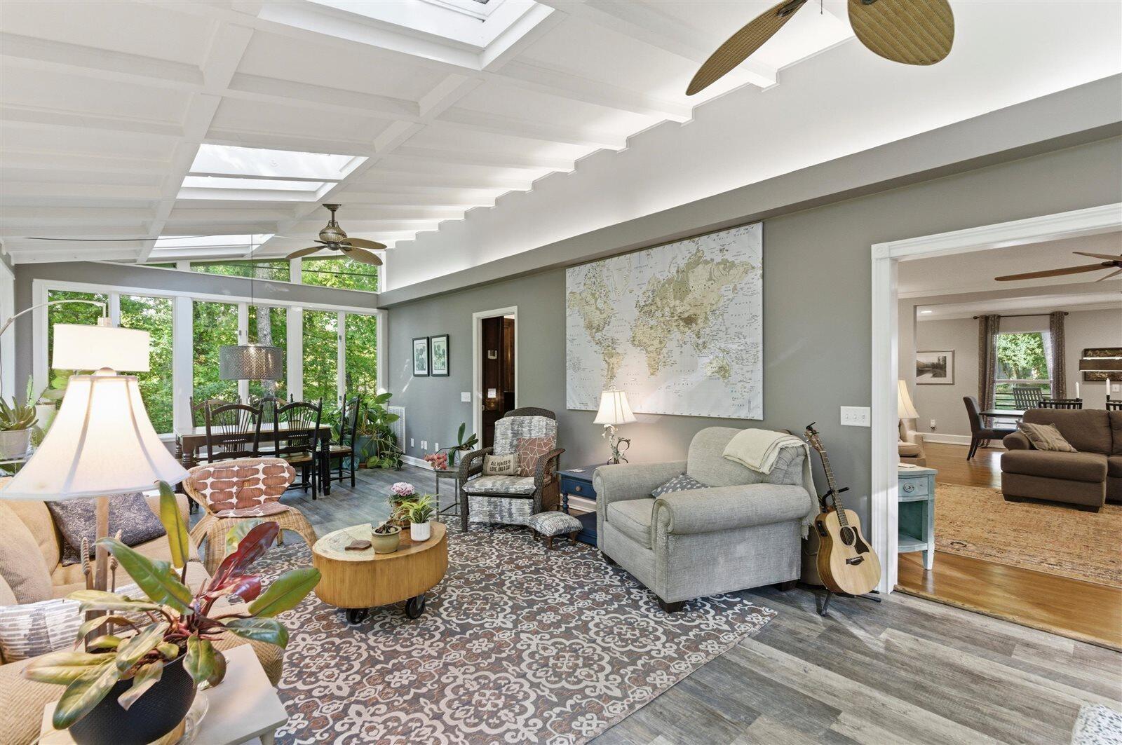 917 Shady Circle