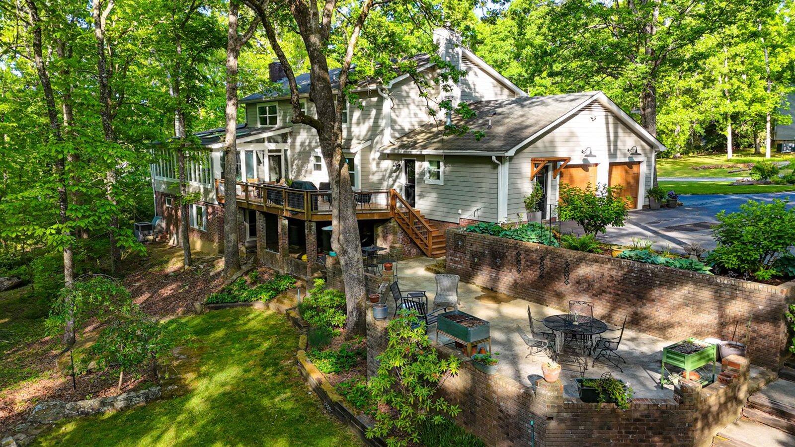 917 Shady Circle