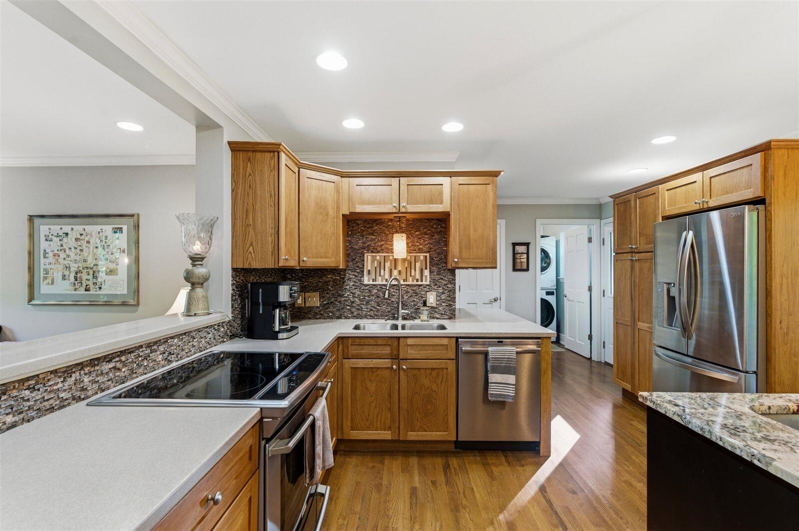 917 Shady Circle
