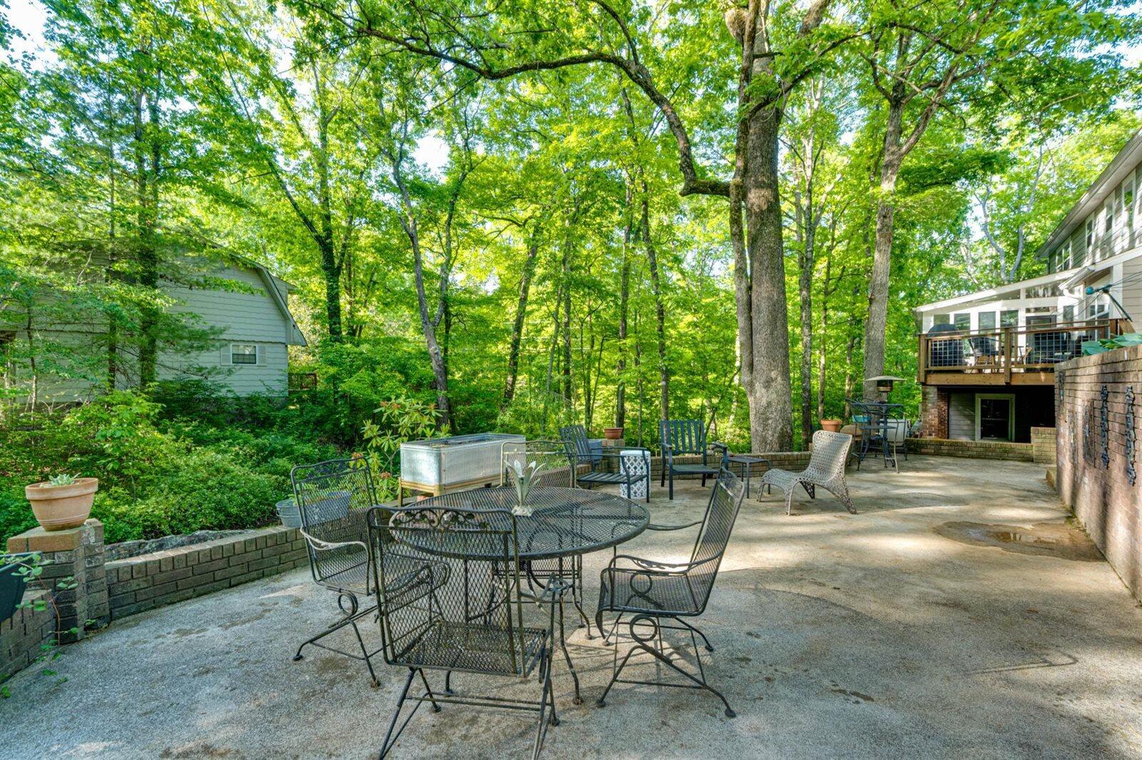 917 Shady Circle