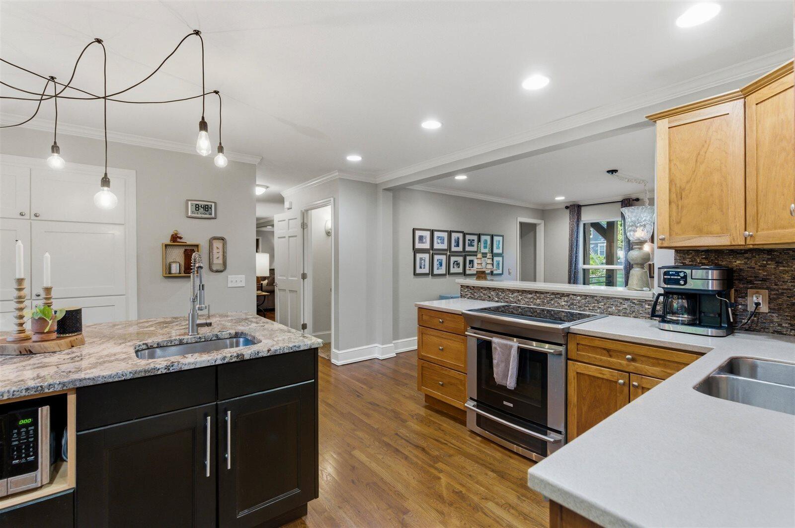 917 Shady Circle