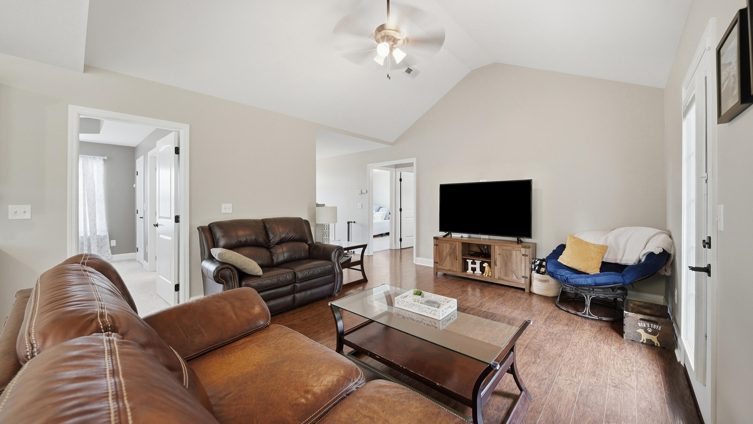 2045 Short Leaf Lane