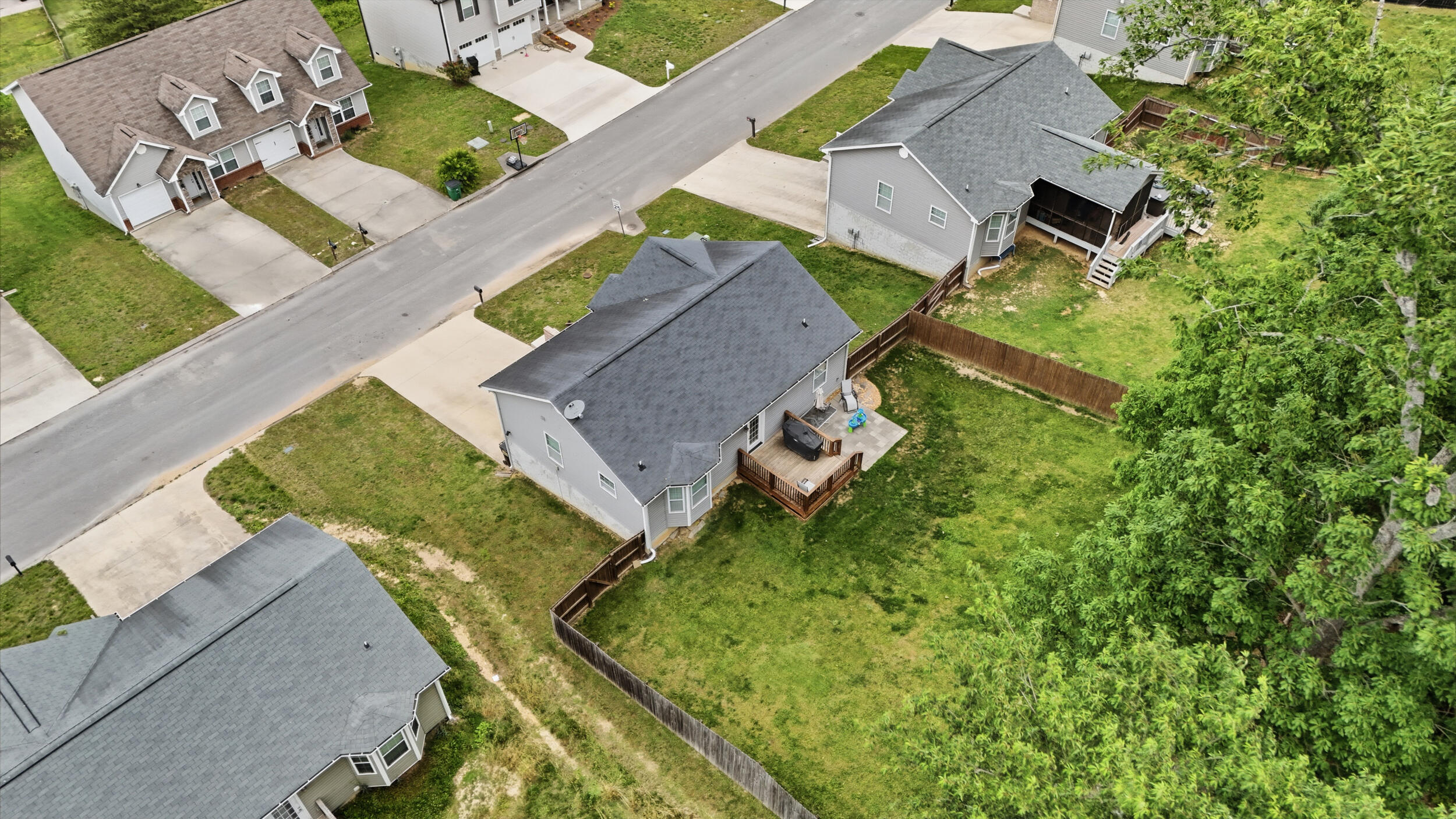 2045 Short Leaf Lane