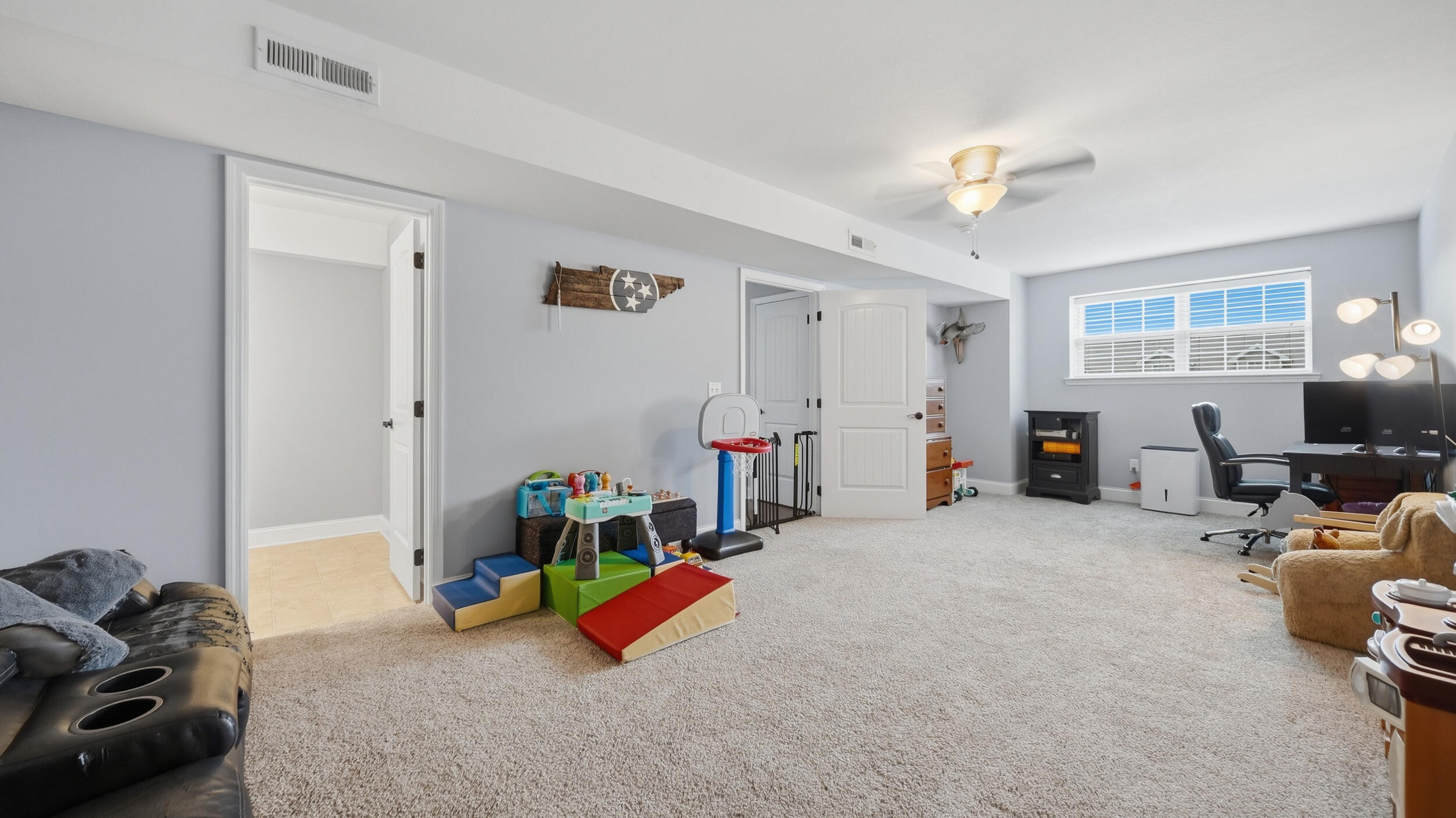 2045 Short Leaf Lane