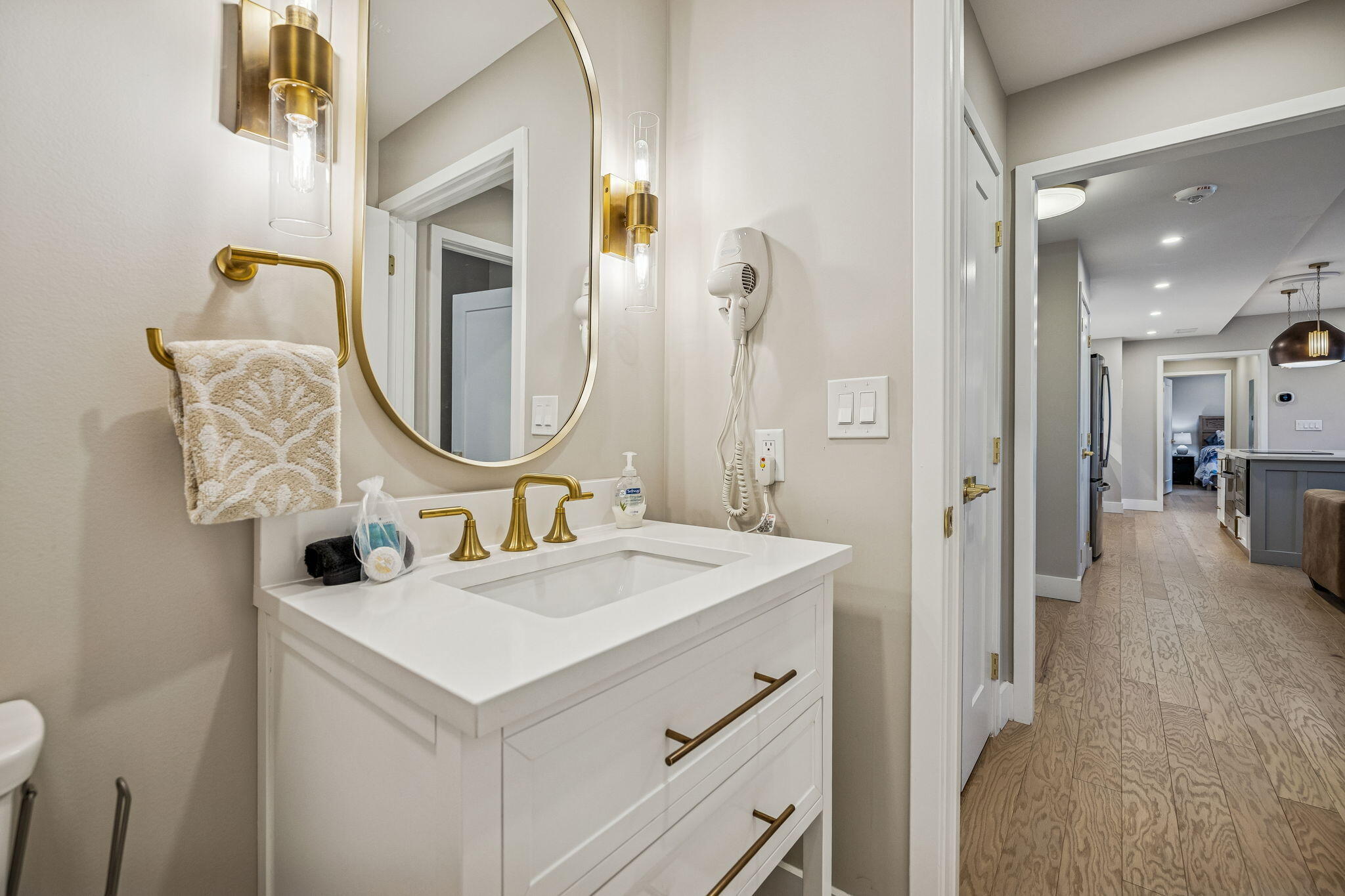 707 Georgia Avenue, #302