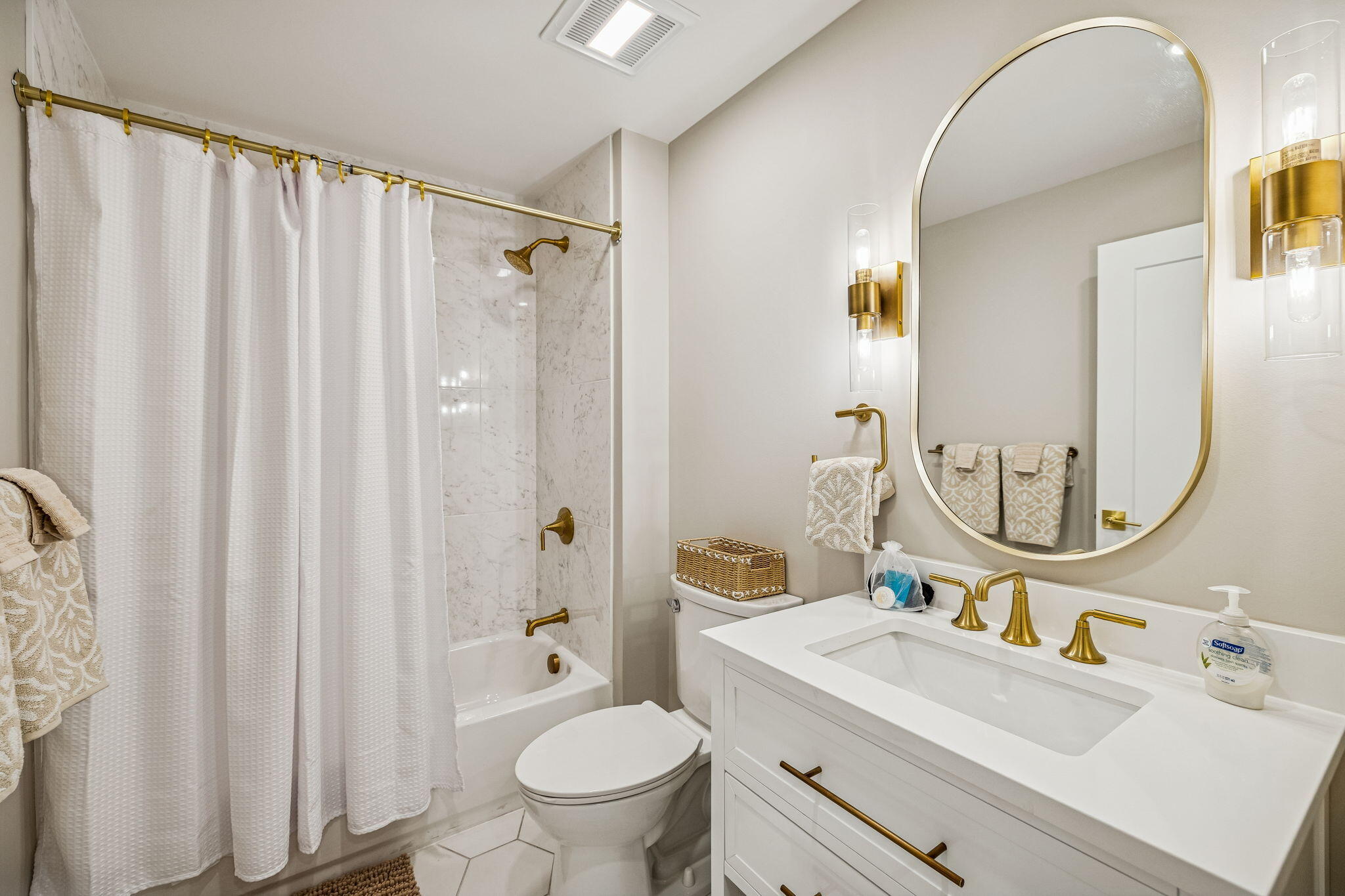 707 Georgia Avenue, #302