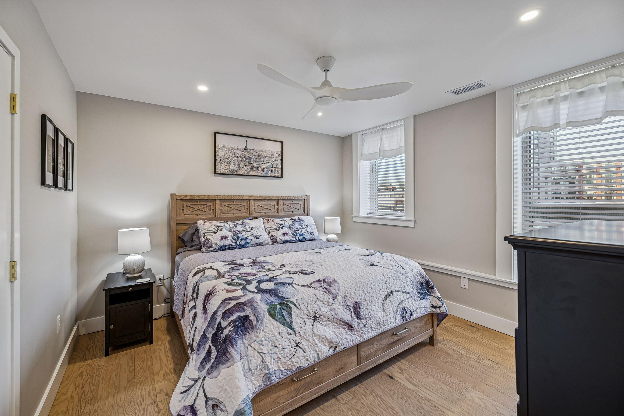 707 Georgia Avenue, #302