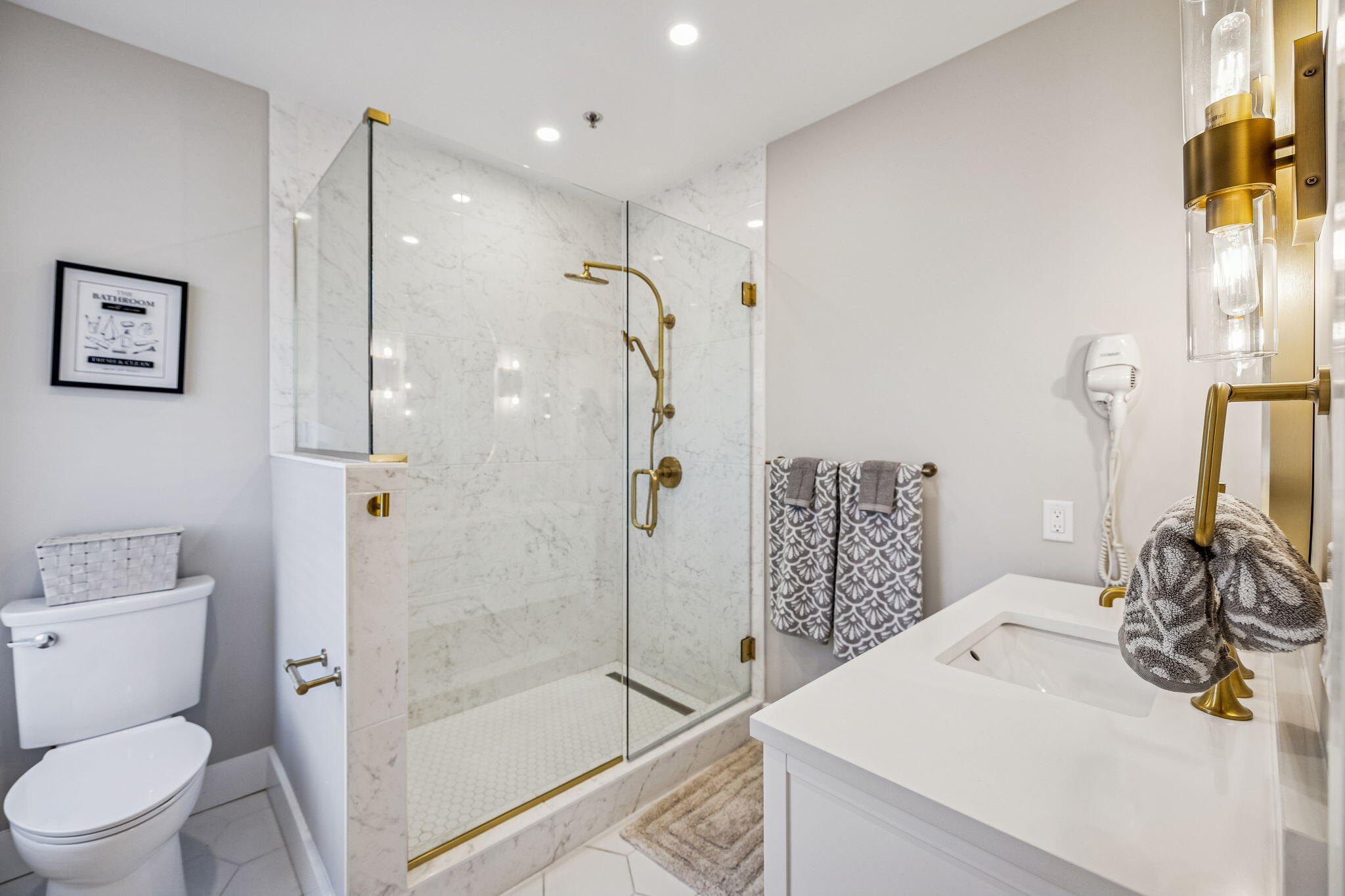 707 Georgia Avenue, #302