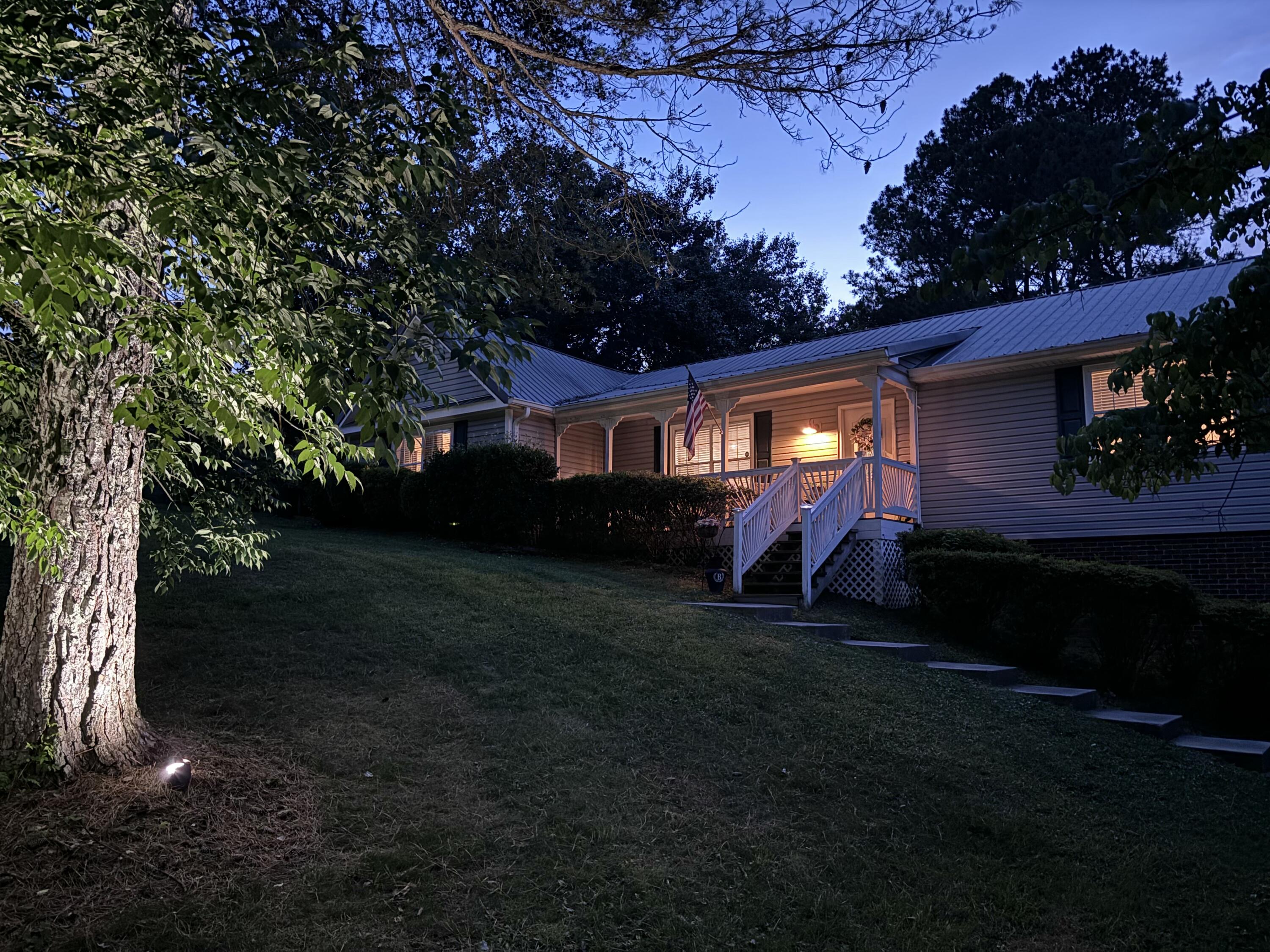 2443 NW Valley Hills Trail