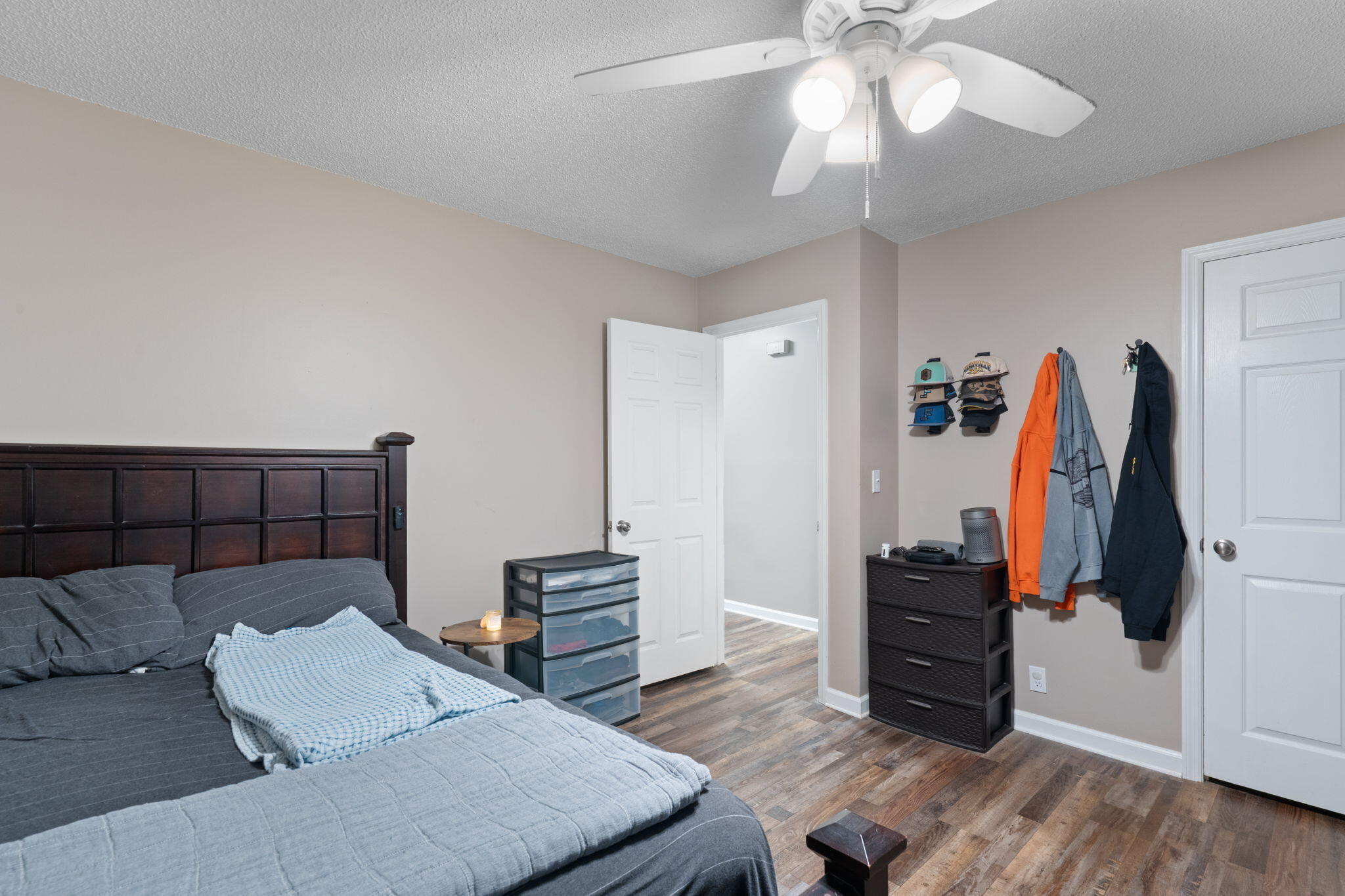 2443 NW Valley Hills Trail