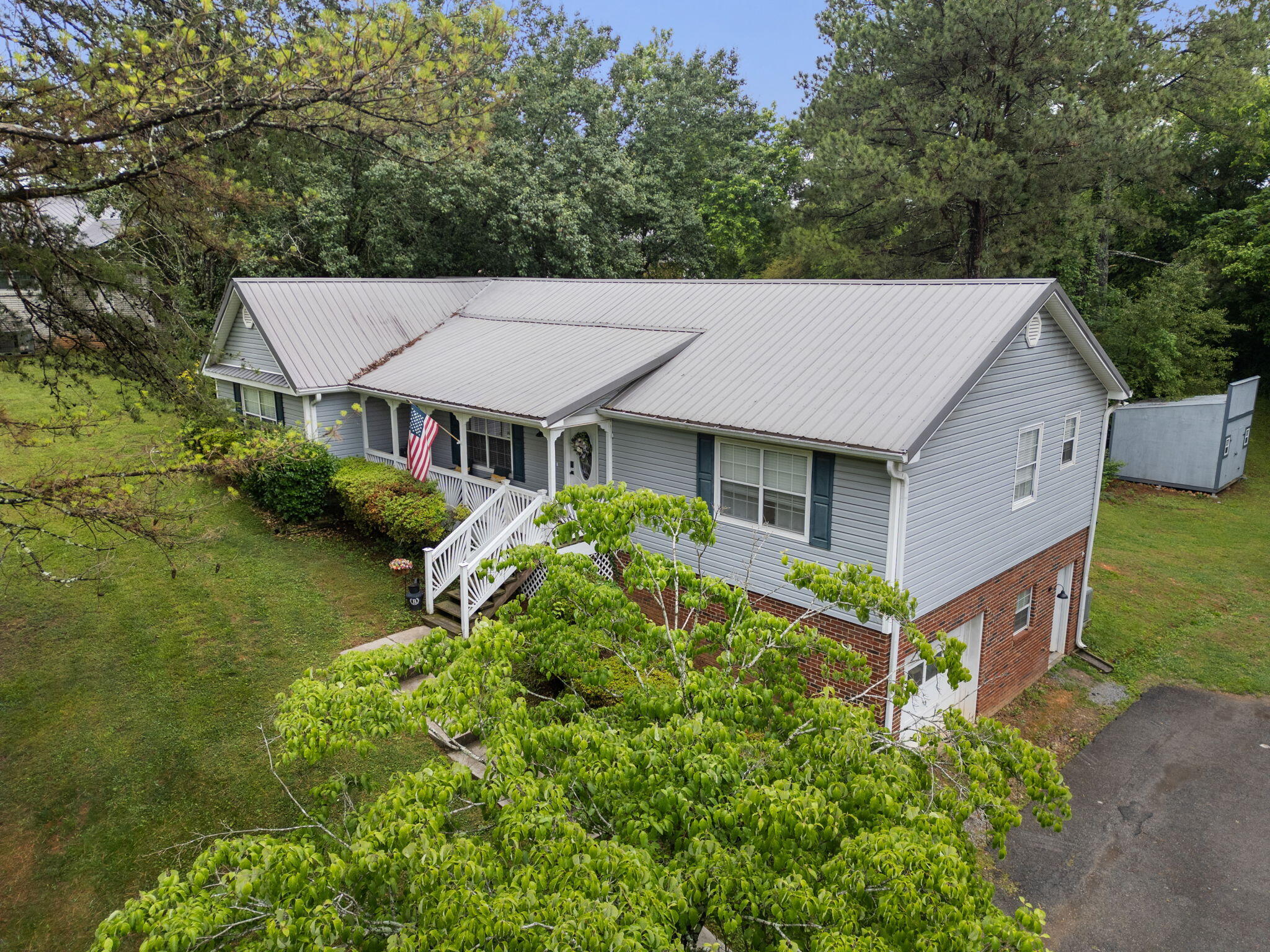 2443 NW Valley Hills Trail