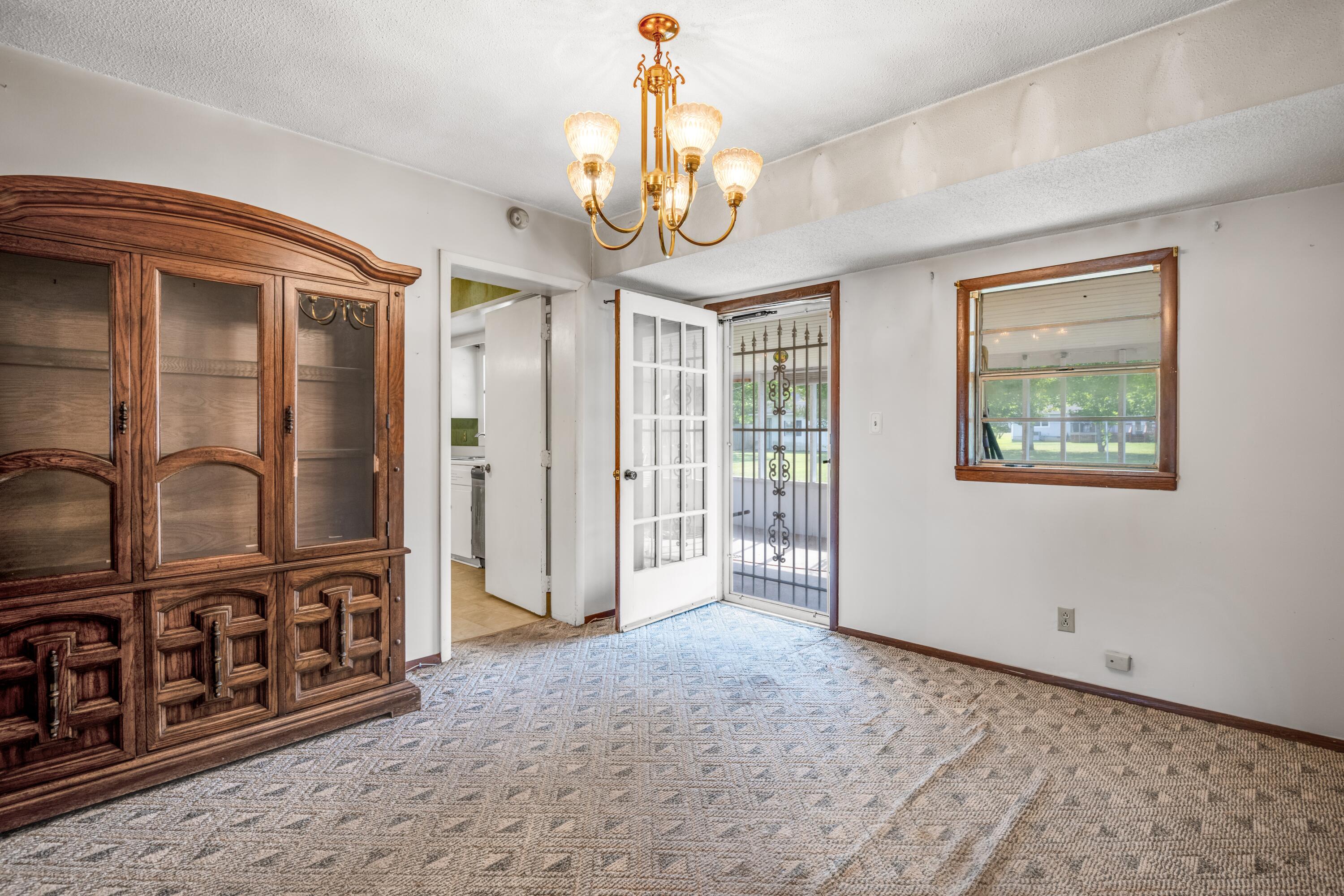 1123 Highland Avenue
