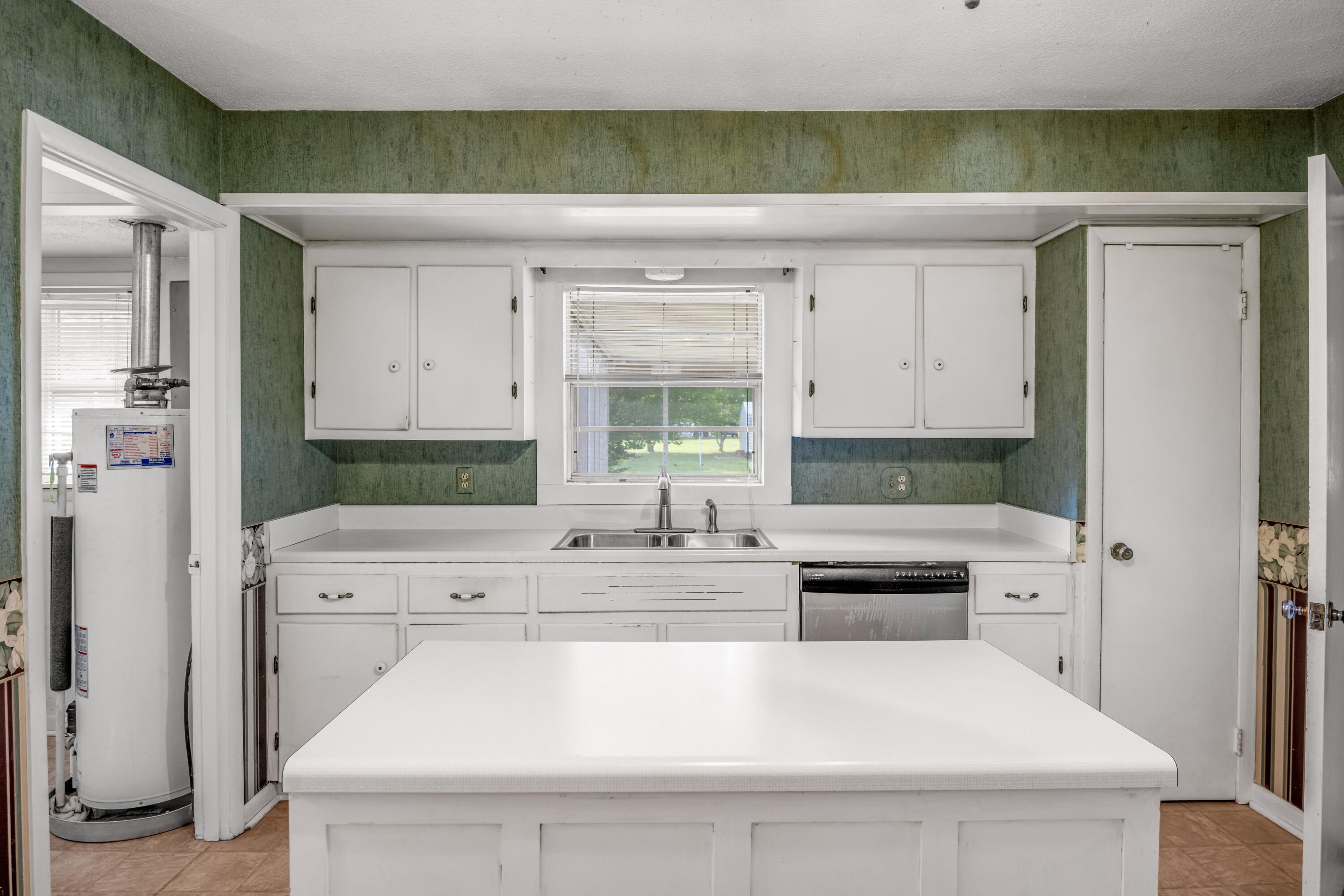 1123 Highland Avenue