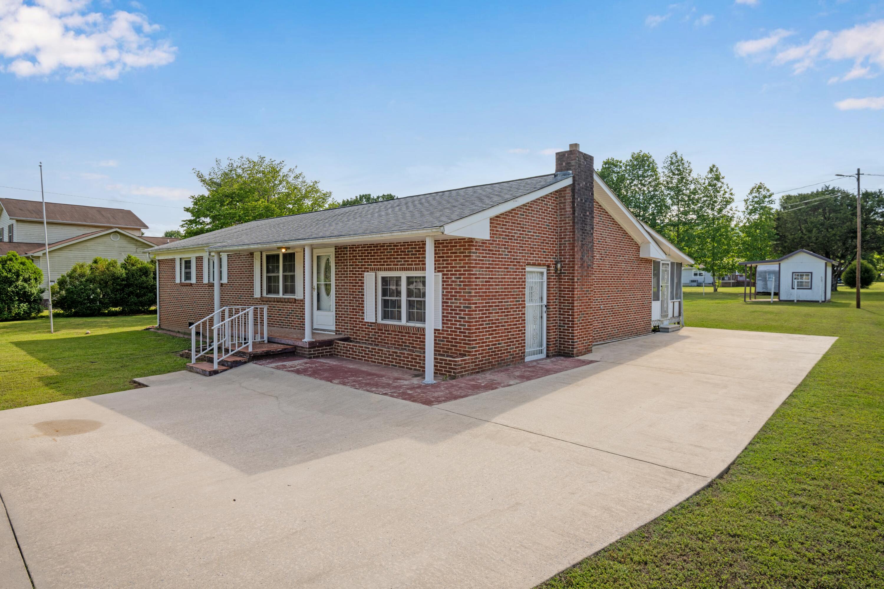 1123 Highland Avenue