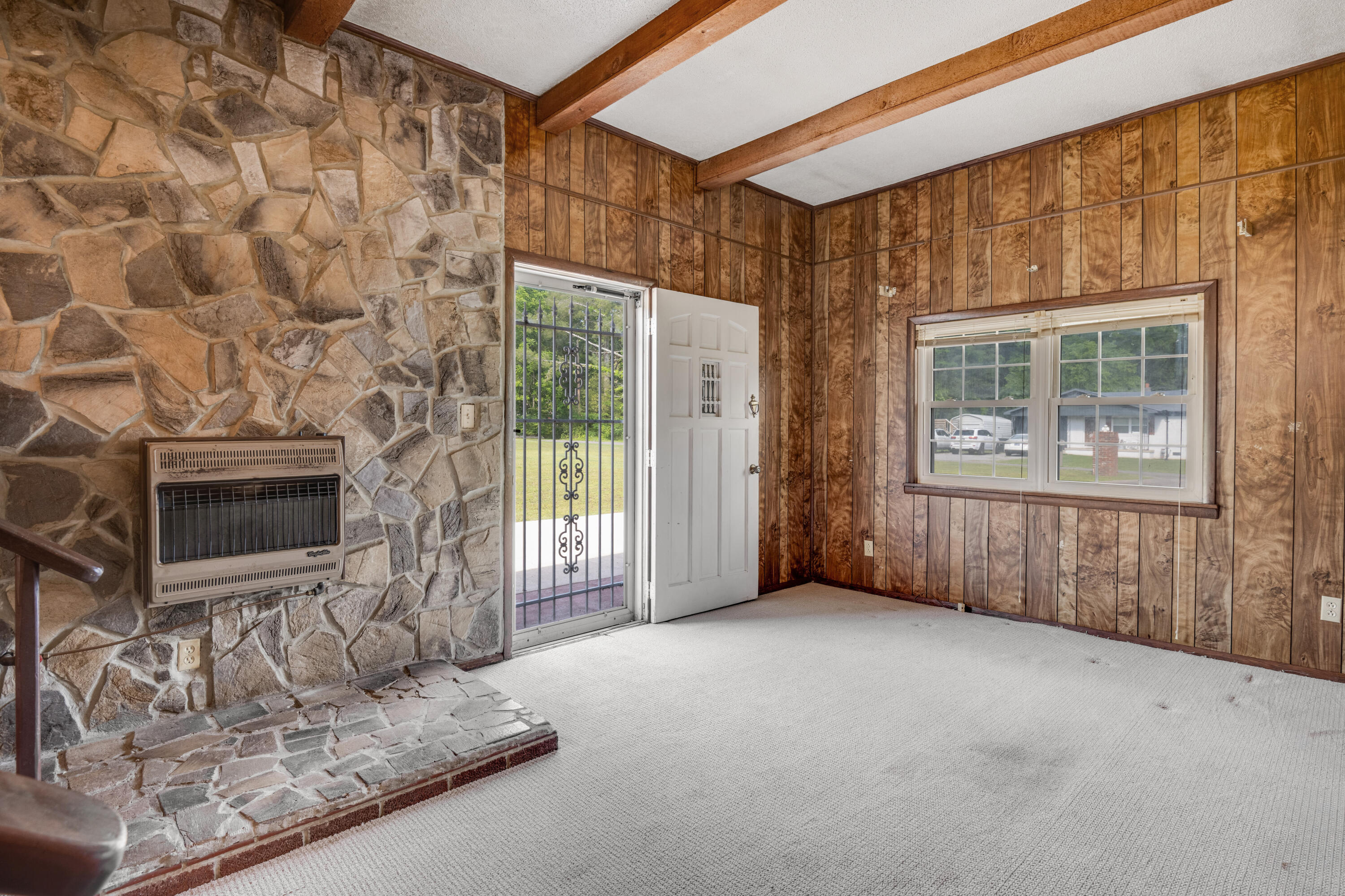 1123 Highland Avenue