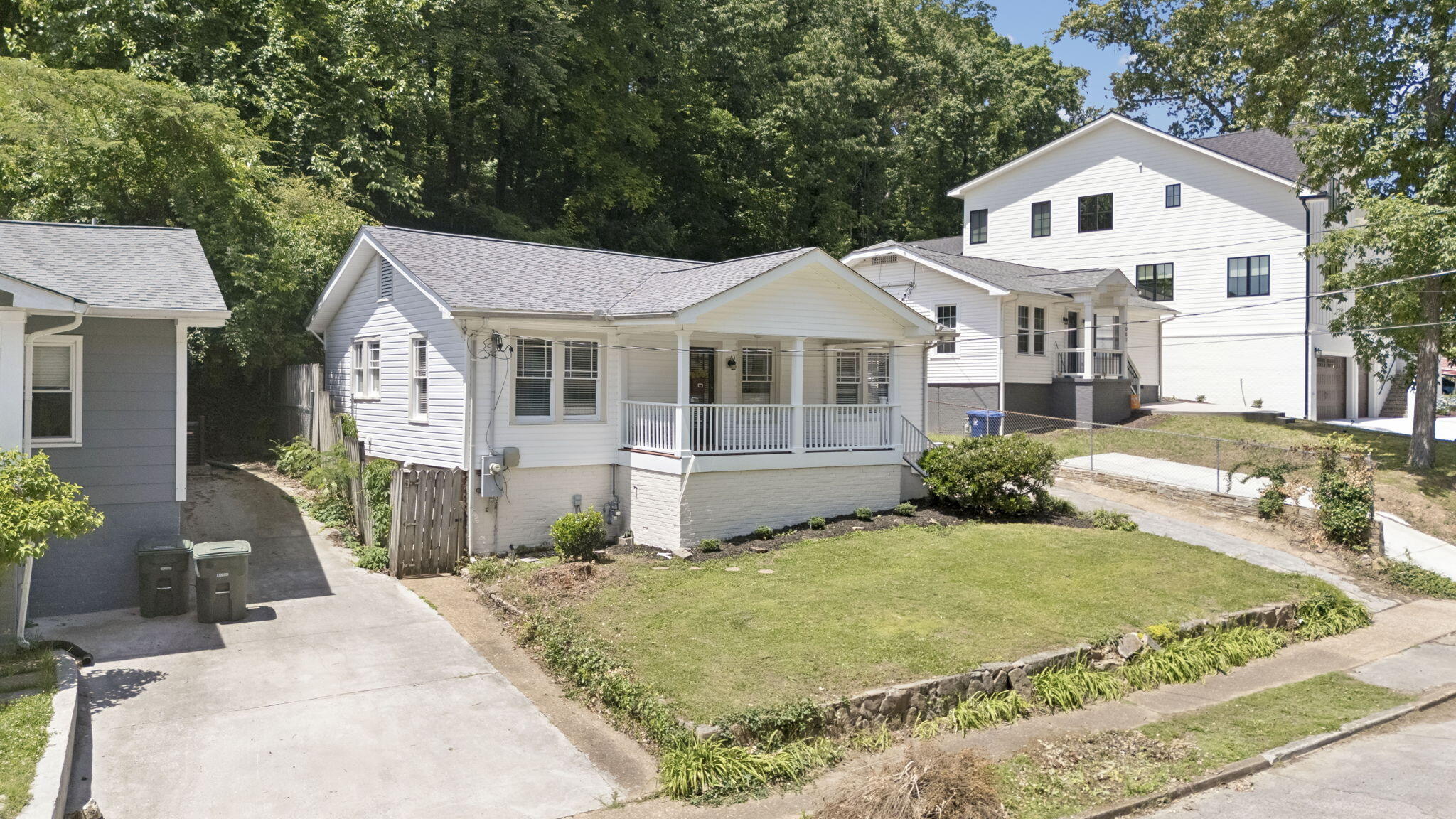 1004 Dartmouth Street