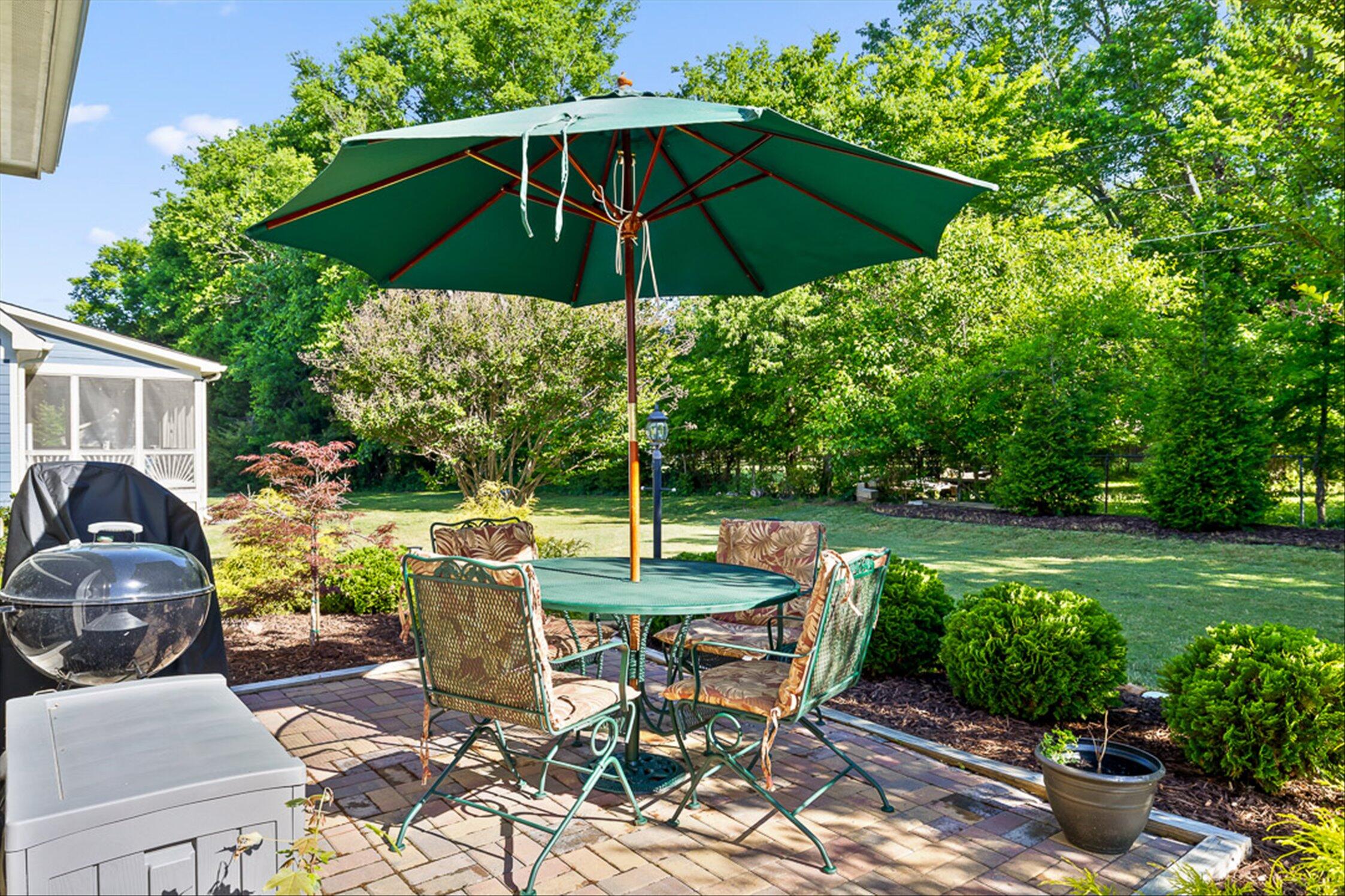 8217 Robertsview Drive