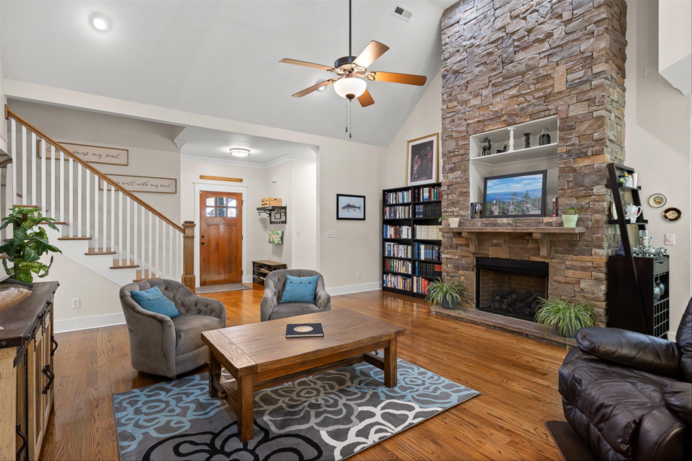 8217 Robertsview Drive