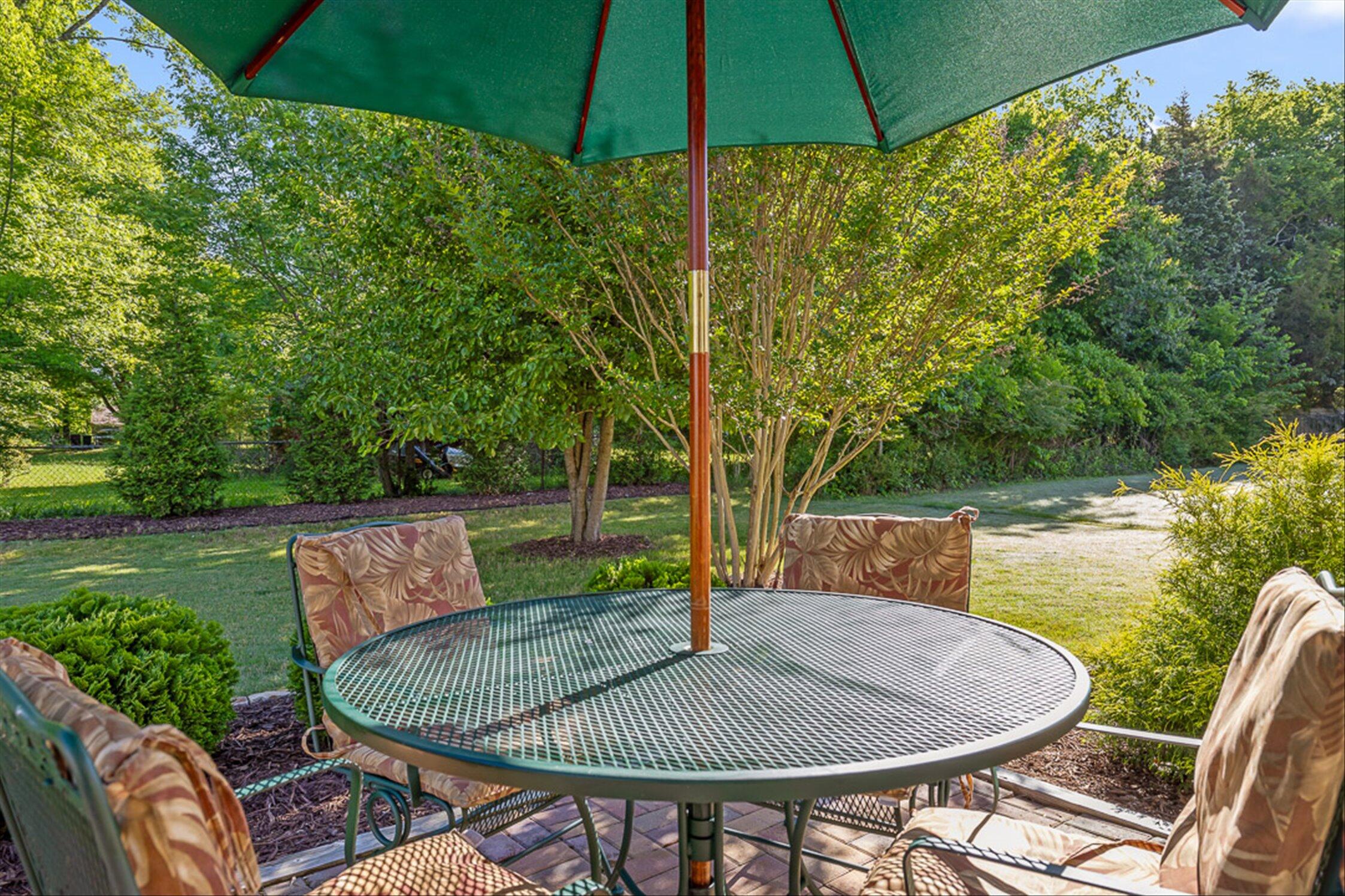 8217 Robertsview Drive