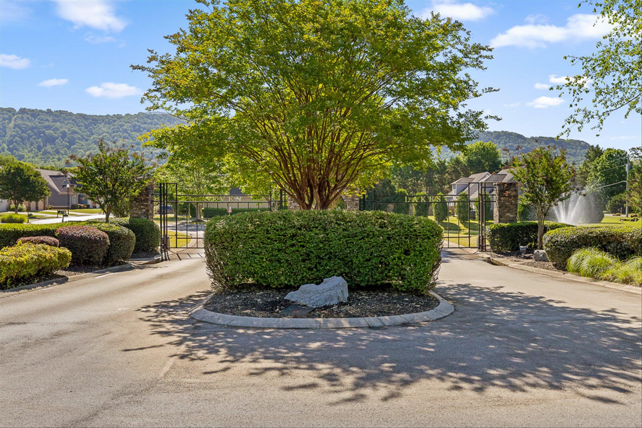 8217 Robertsview Drive