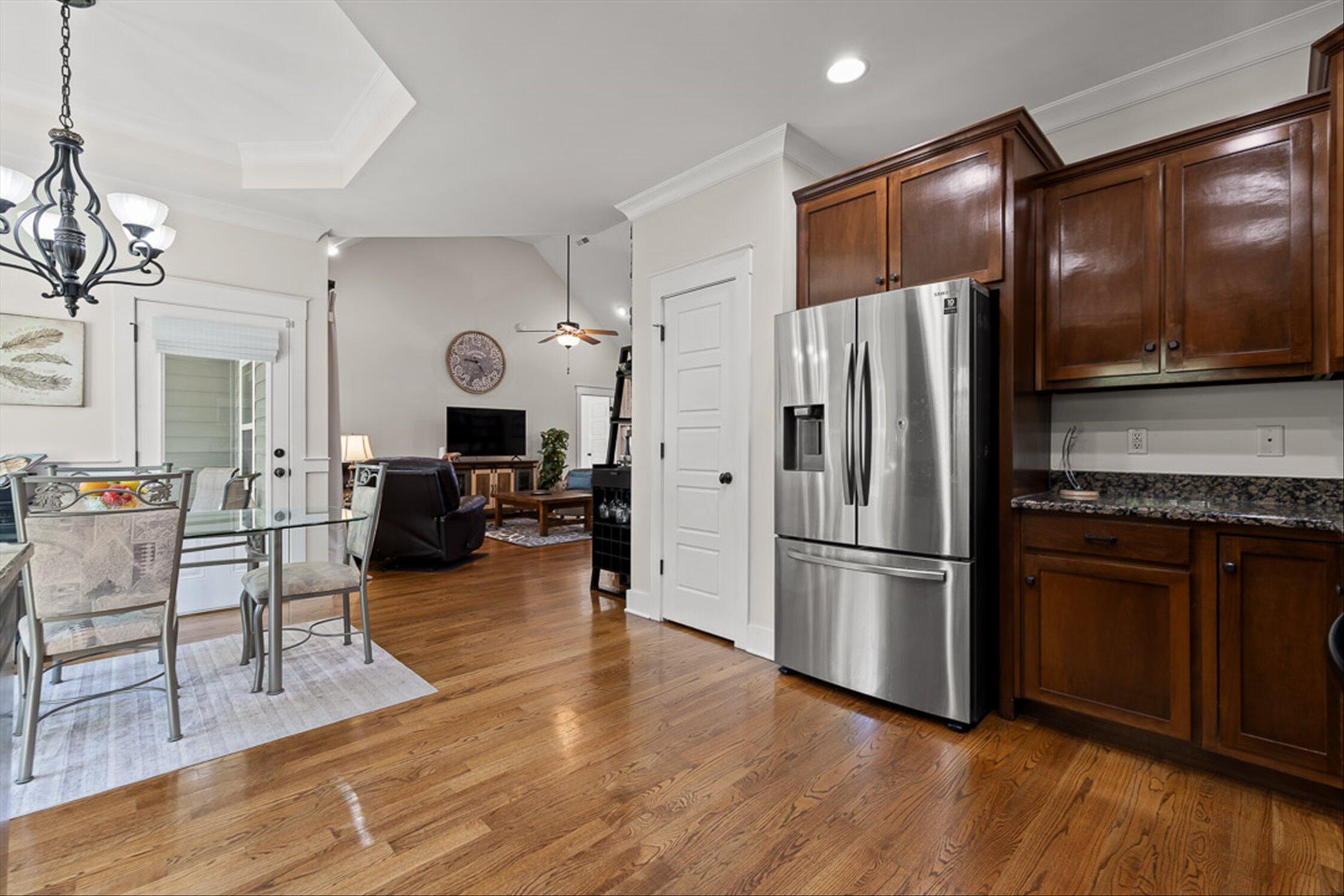 8217 Robertsview Drive
