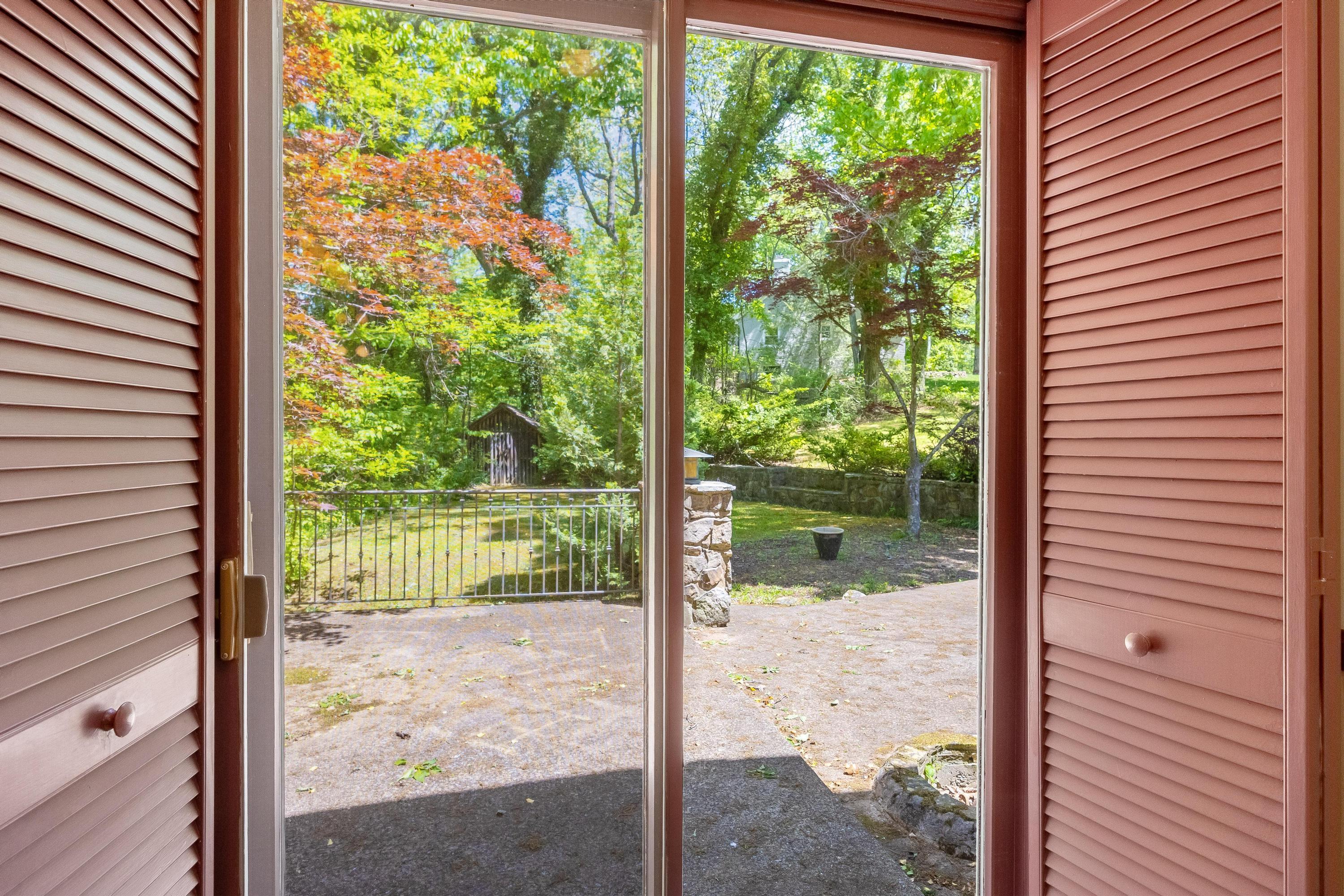 105 Riverpoint Road