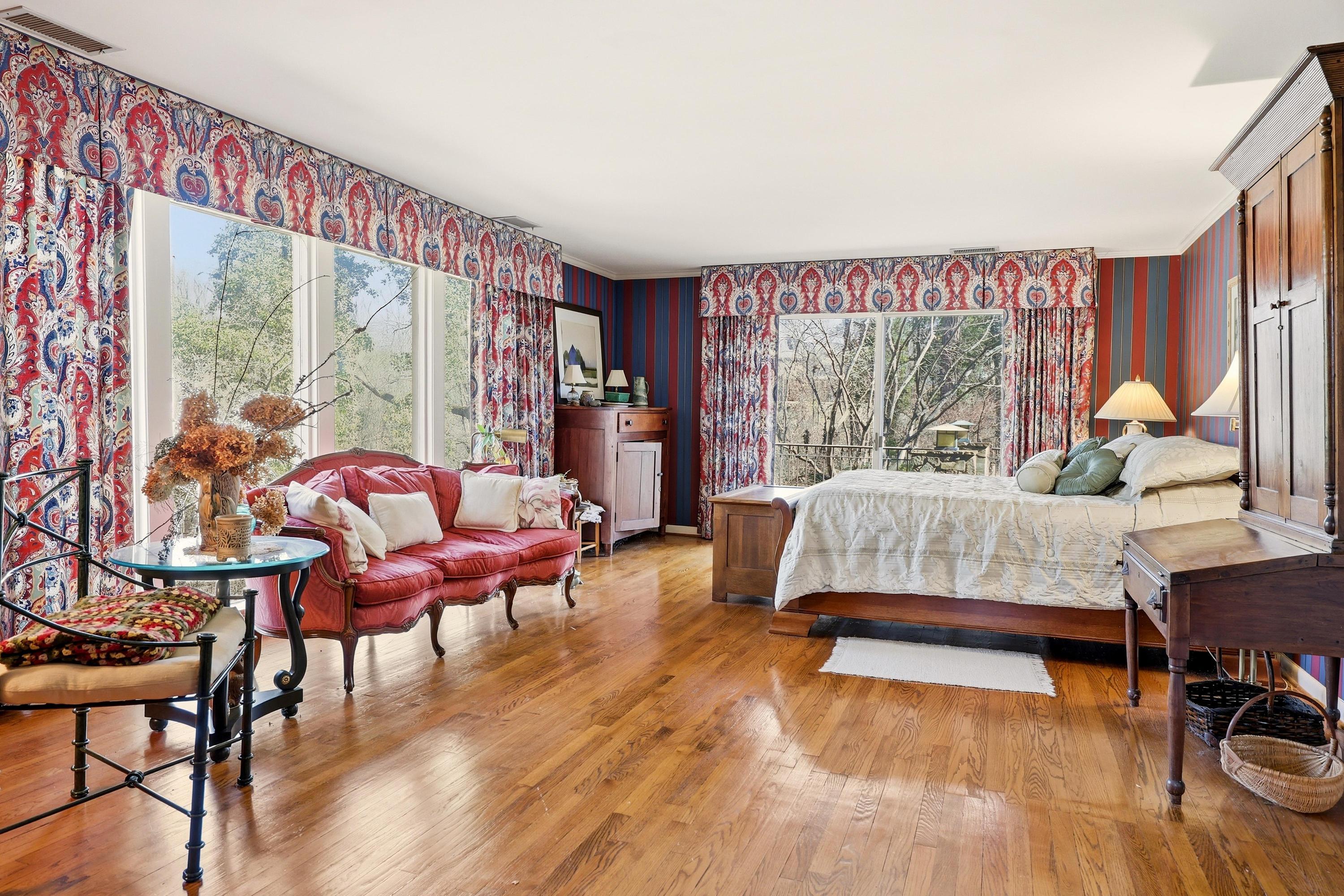 105 Riverpoint Road