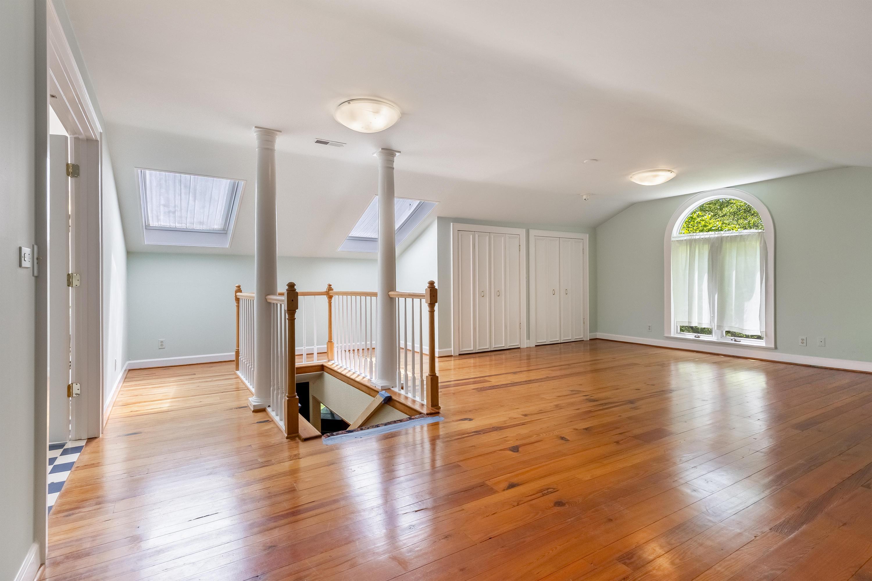 105 Riverpoint Road