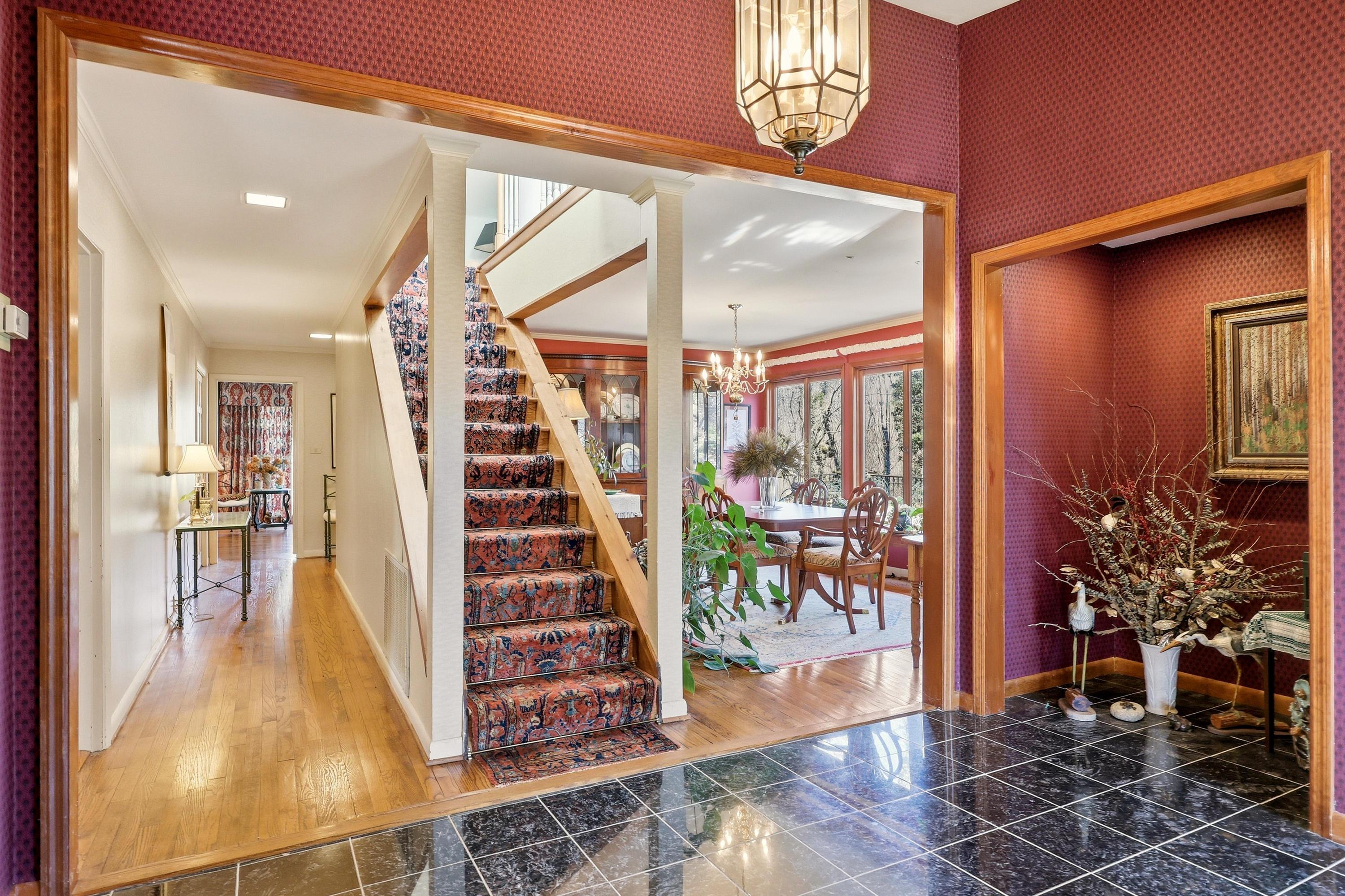 105 Riverpoint Road