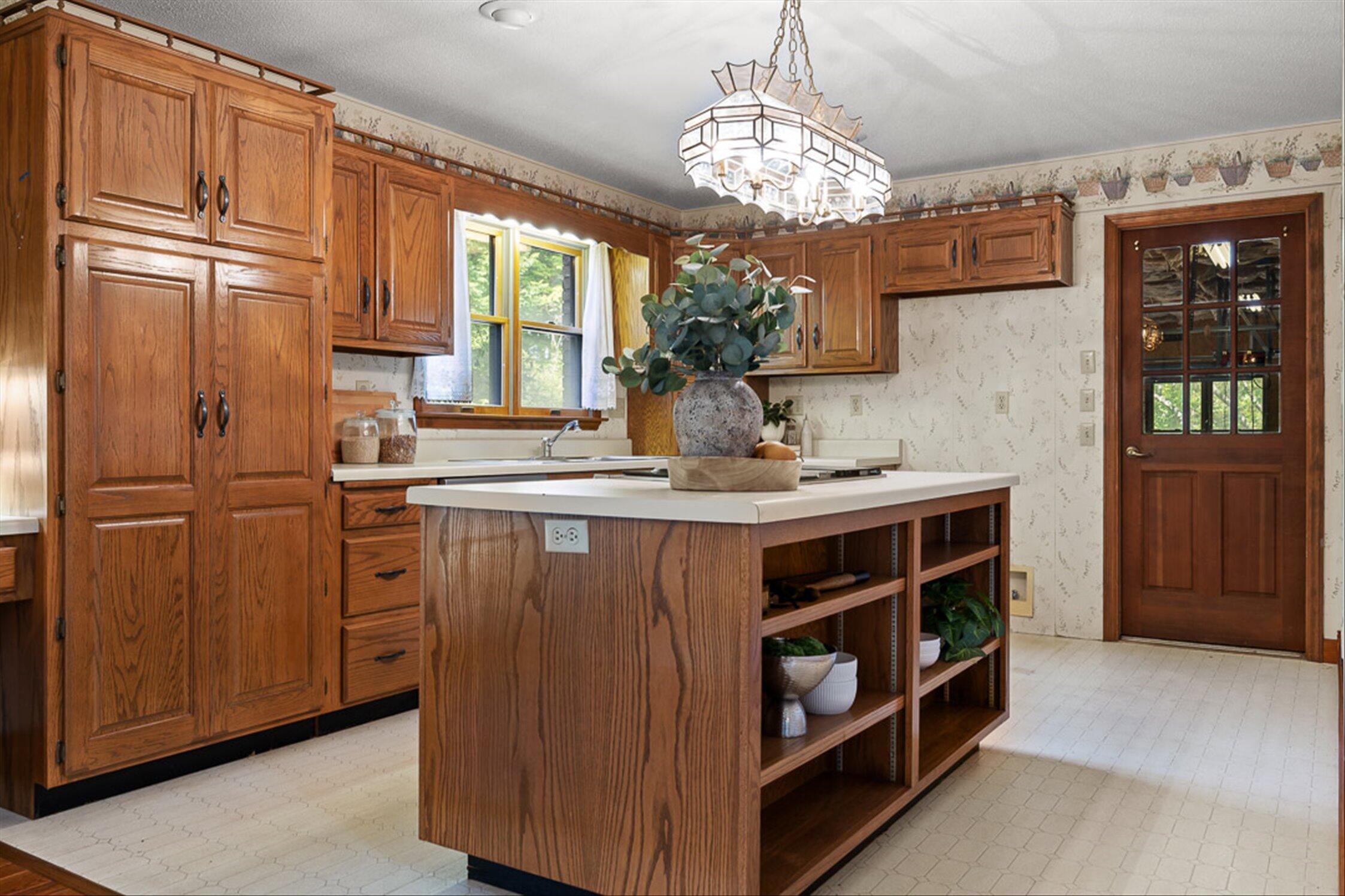 2401 Igou Ferry Road