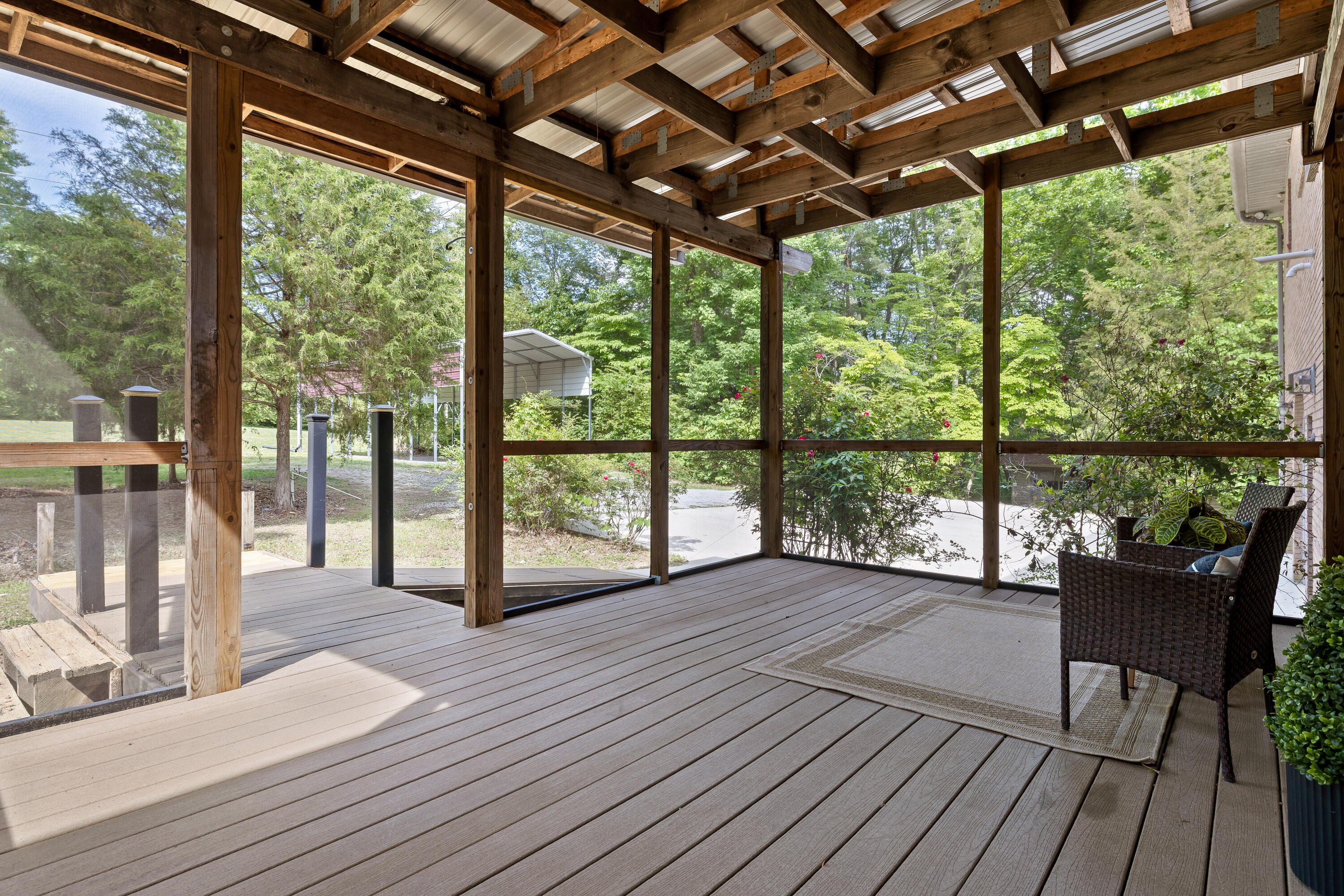 2401 Igou Ferry Road
