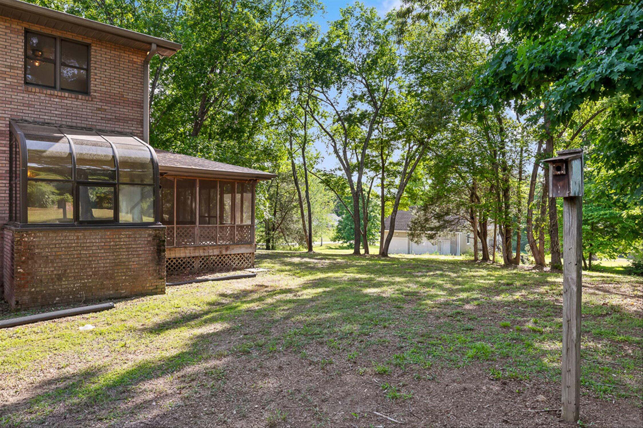 2401 Igou Ferry Road