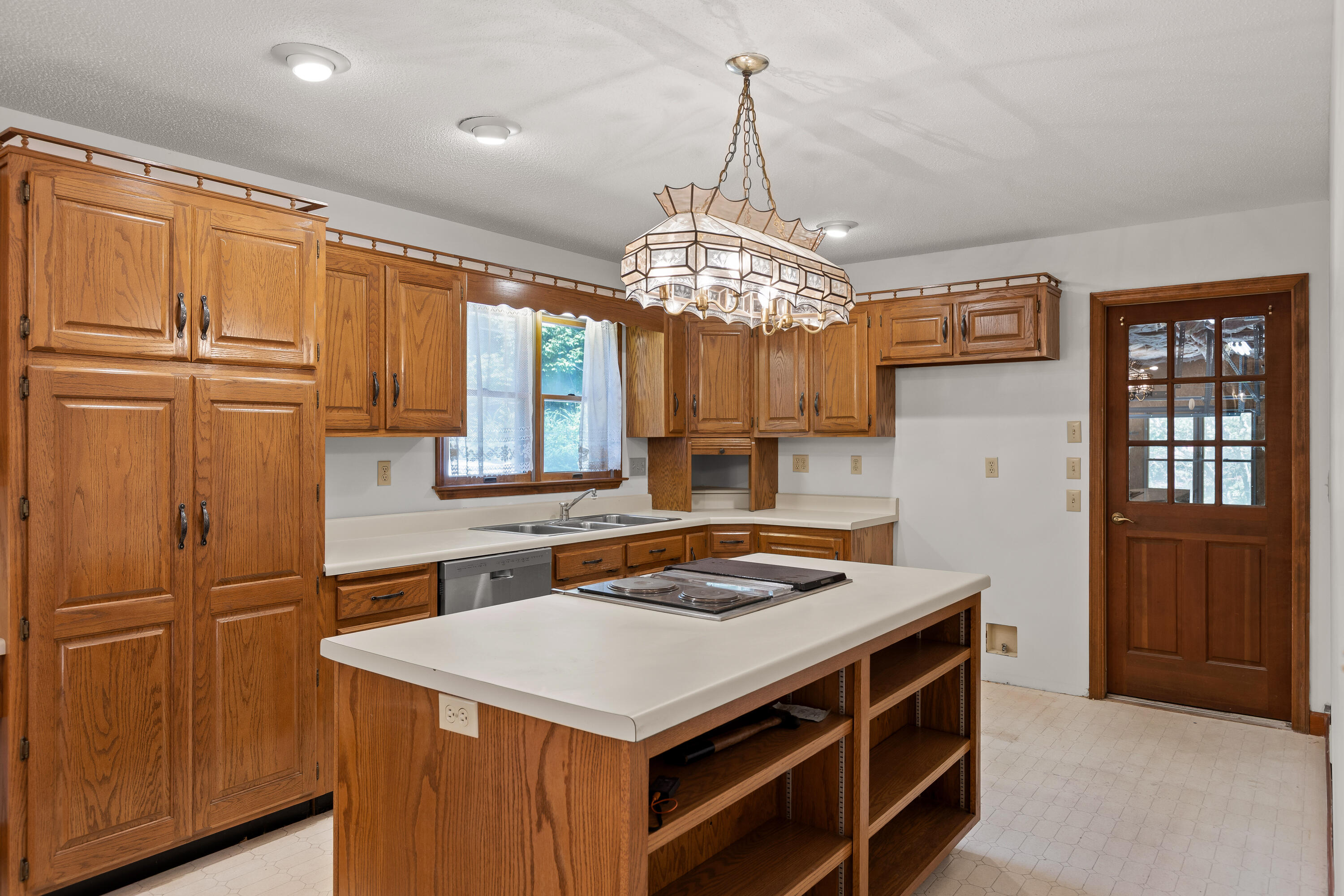 2401 Igou Ferry Road