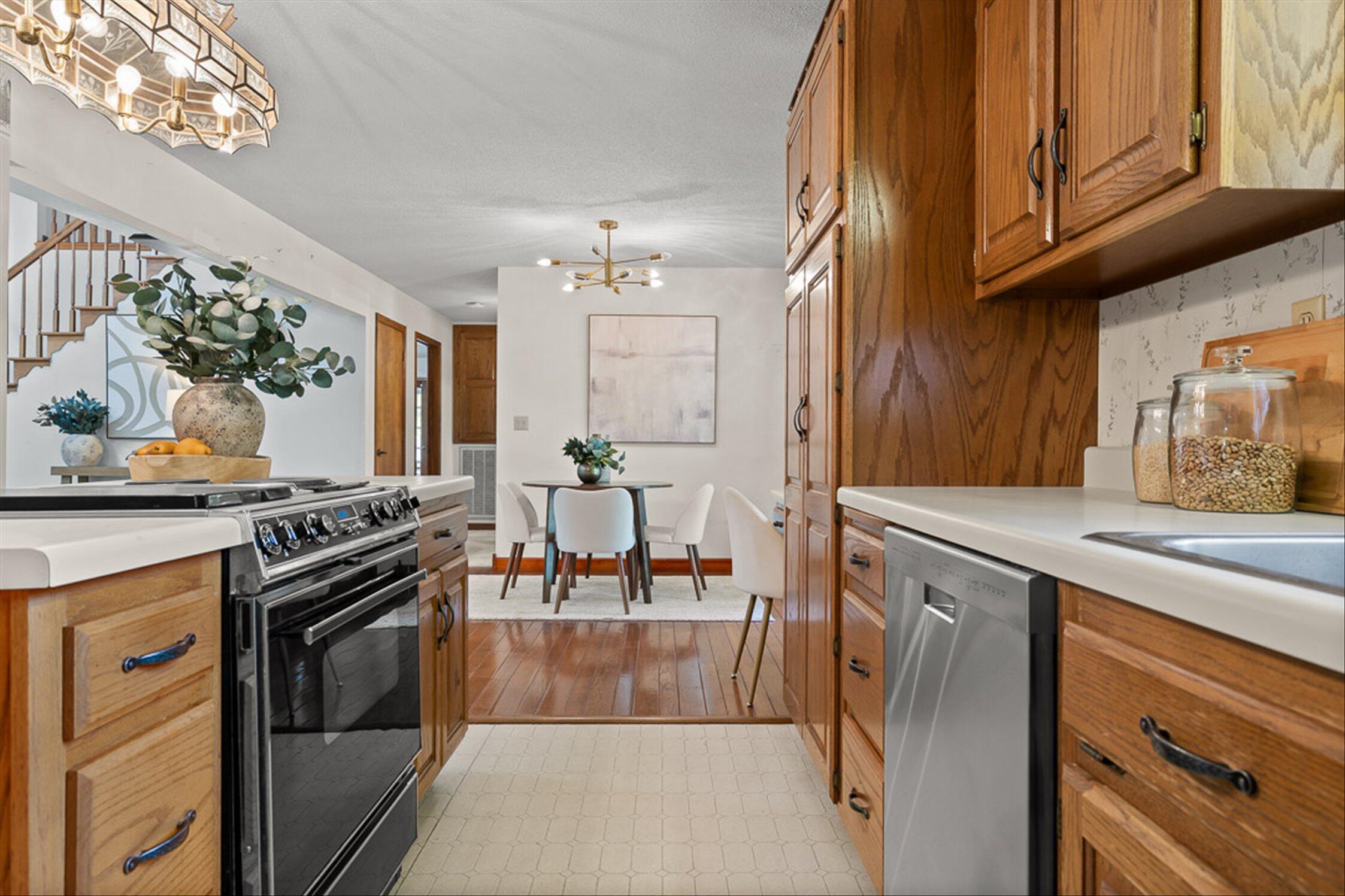 2401 Igou Ferry Road