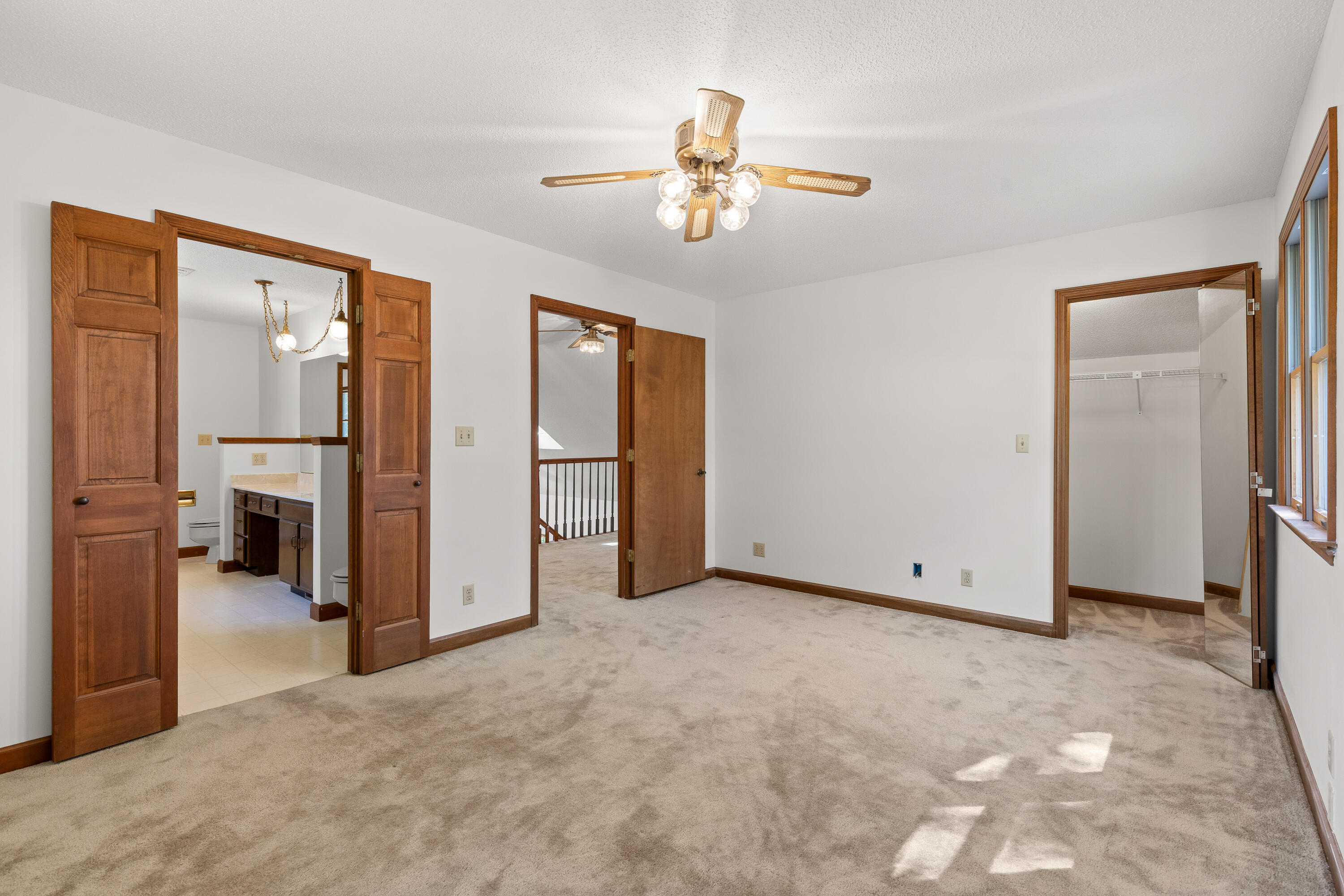 2401 Igou Ferry Road