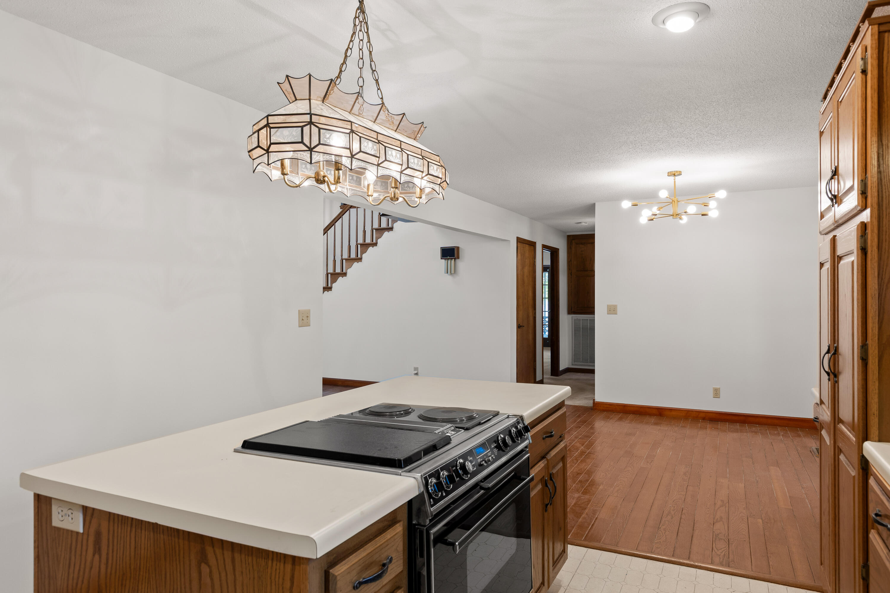 2401 Igou Ferry Road