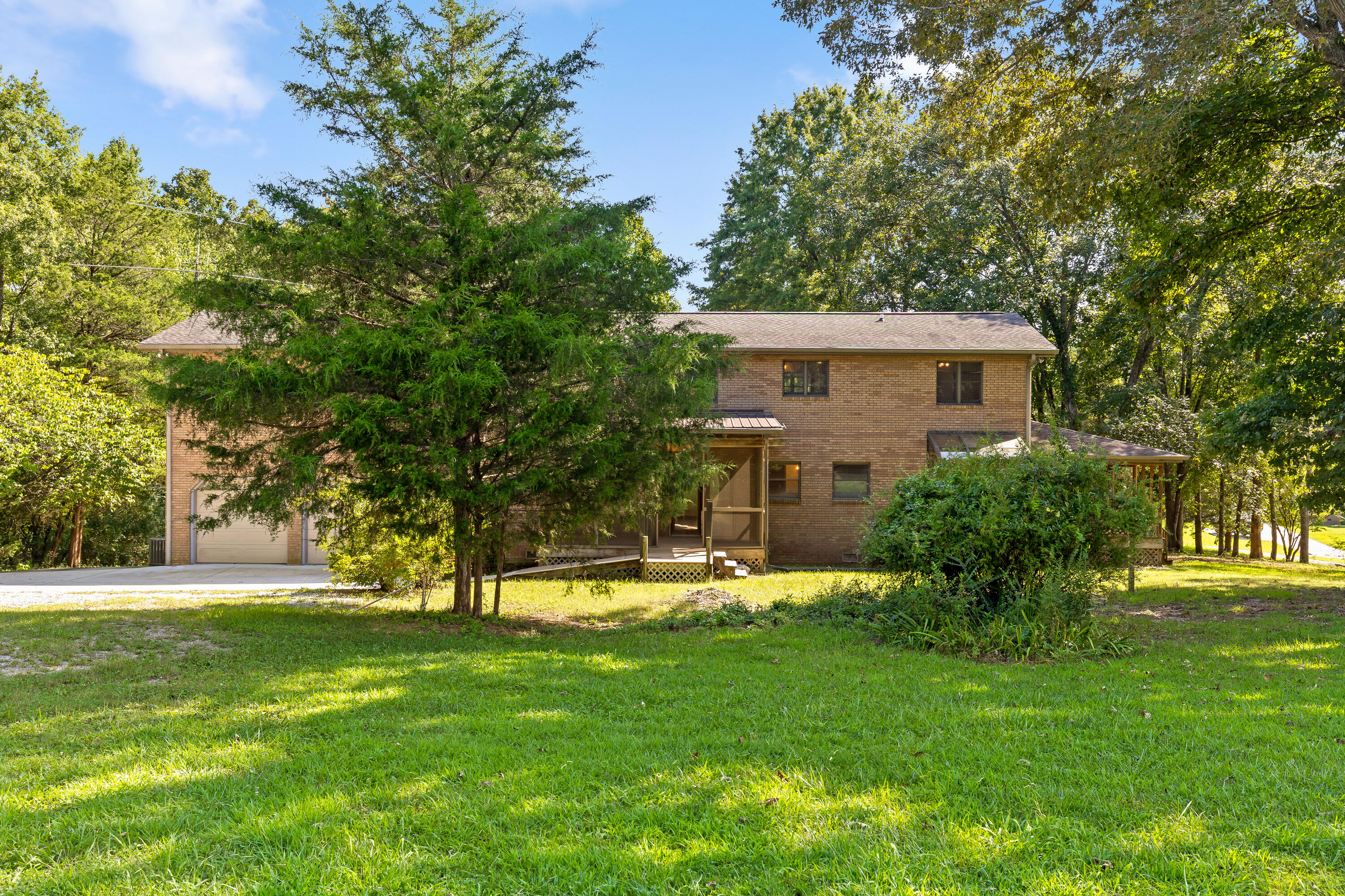 2401 Igou Ferry Road