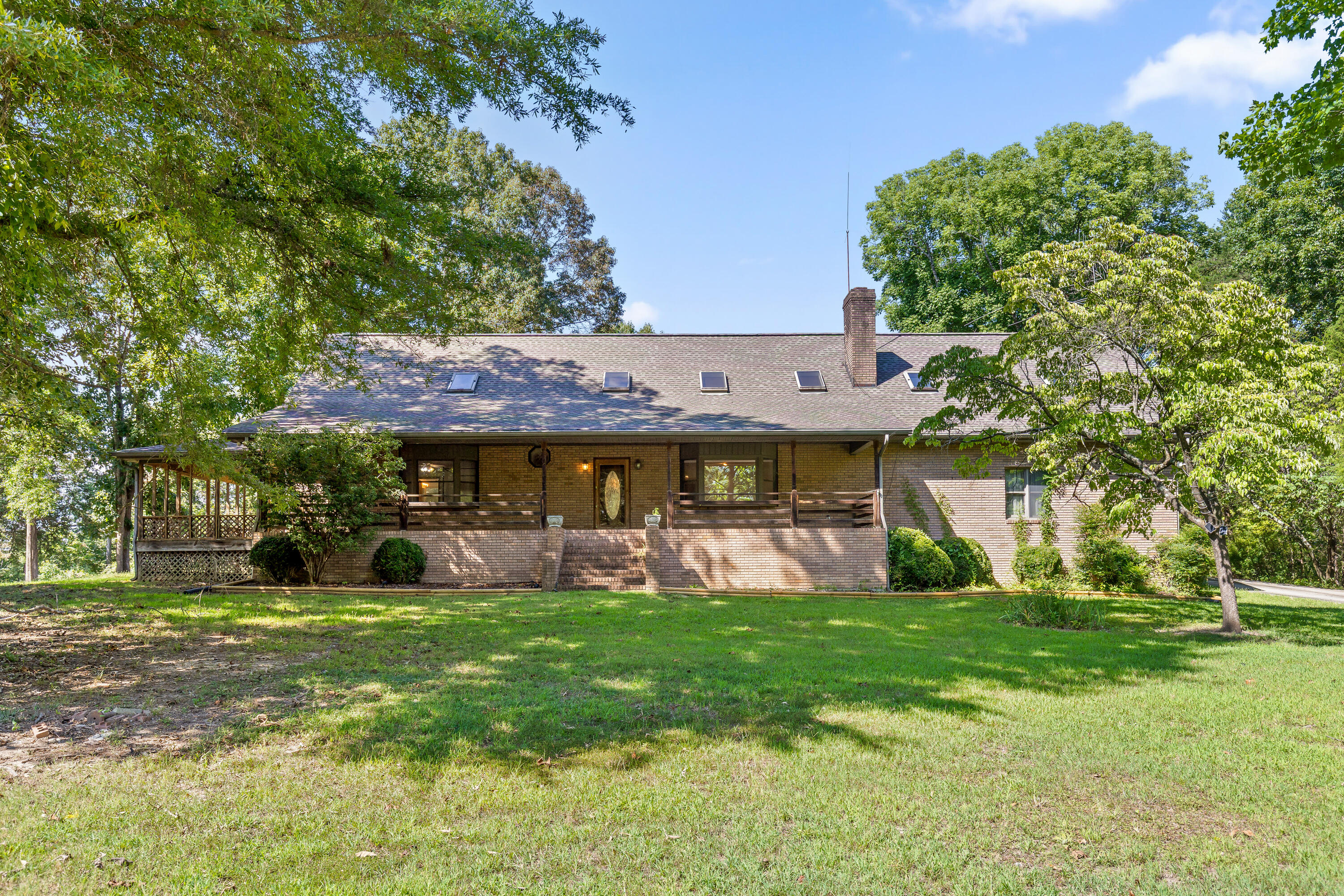 2401 Igou Ferry Road