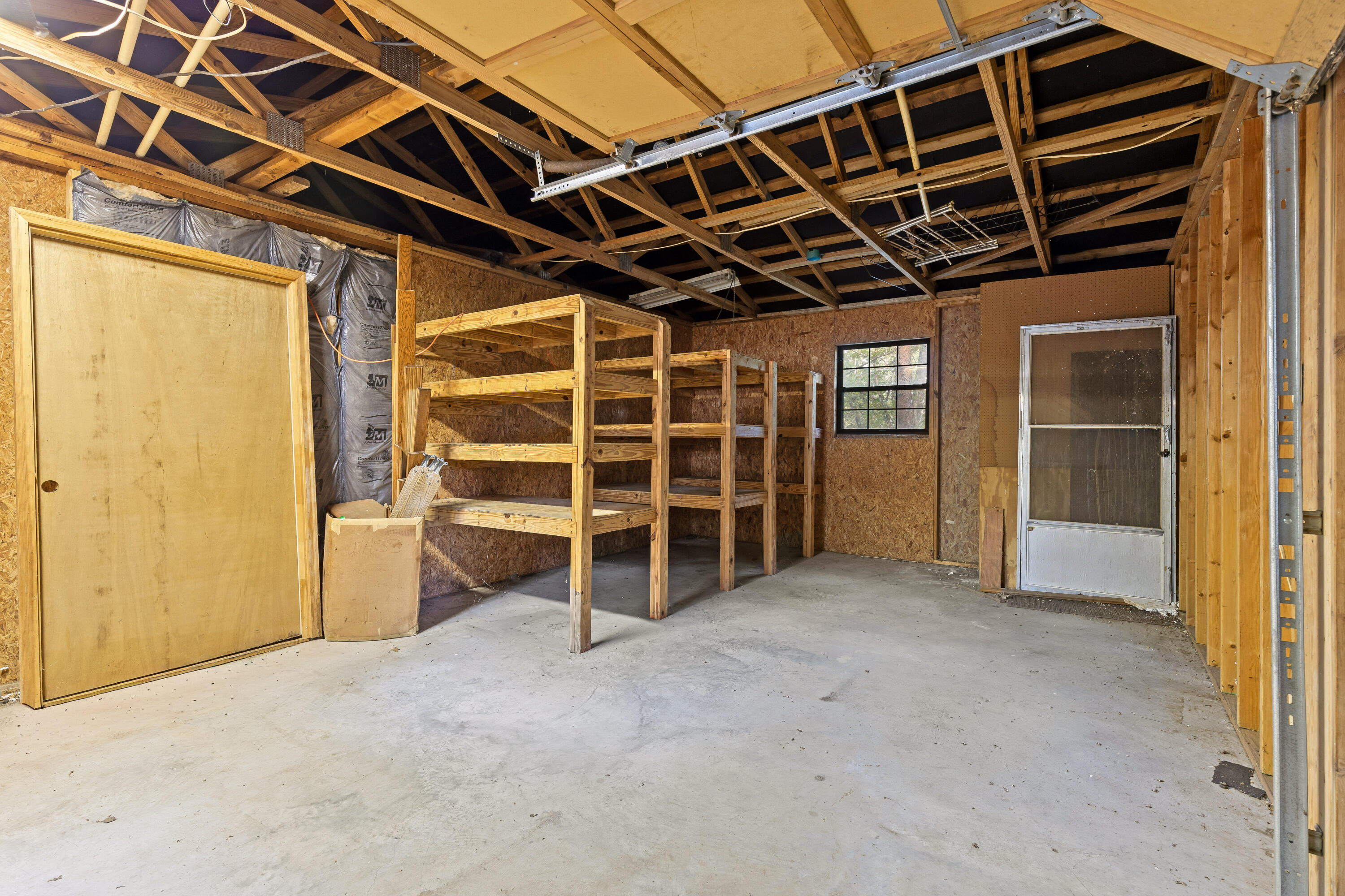 2401 Igou Ferry Road