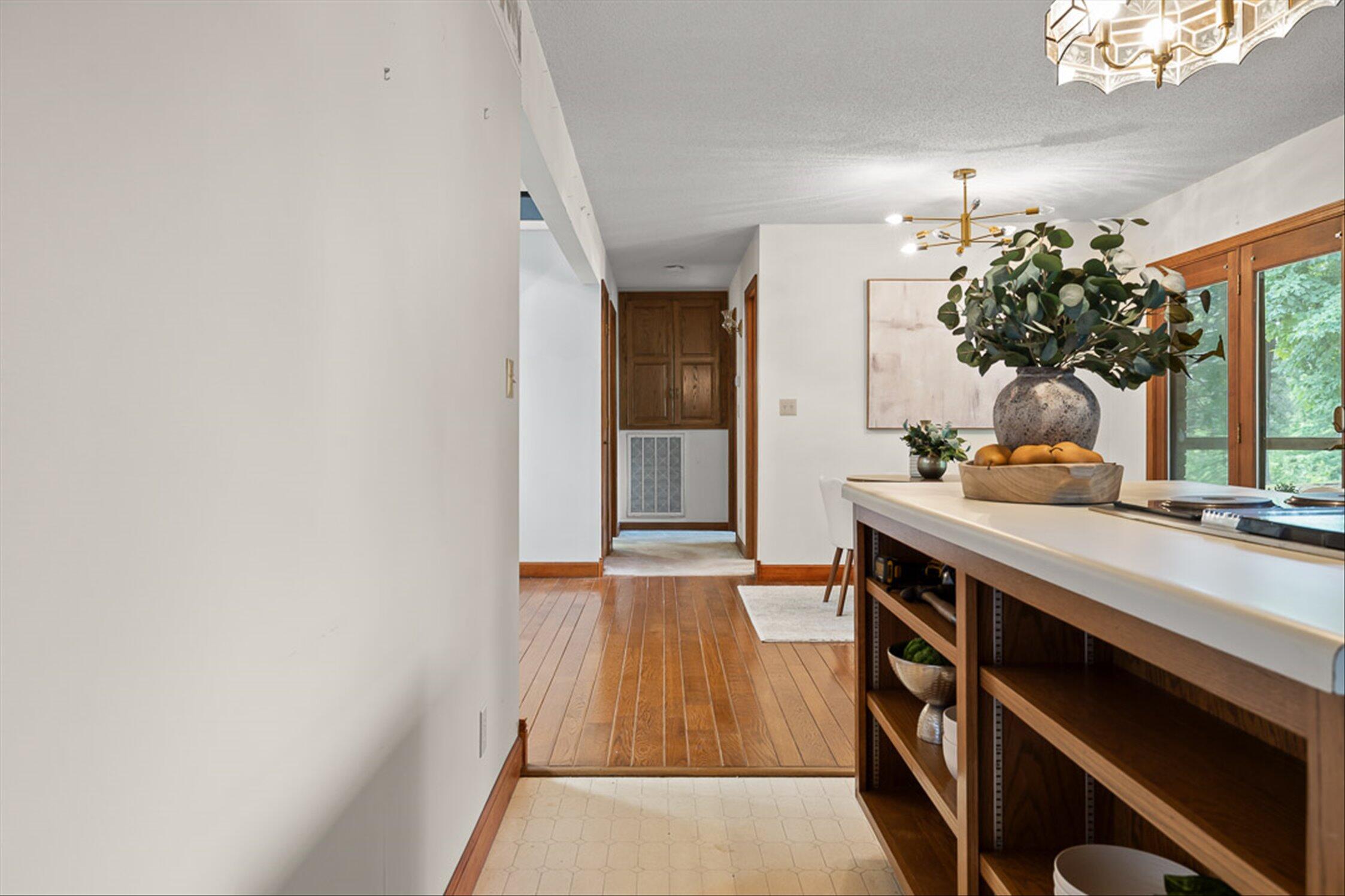 2401 Igou Ferry Road