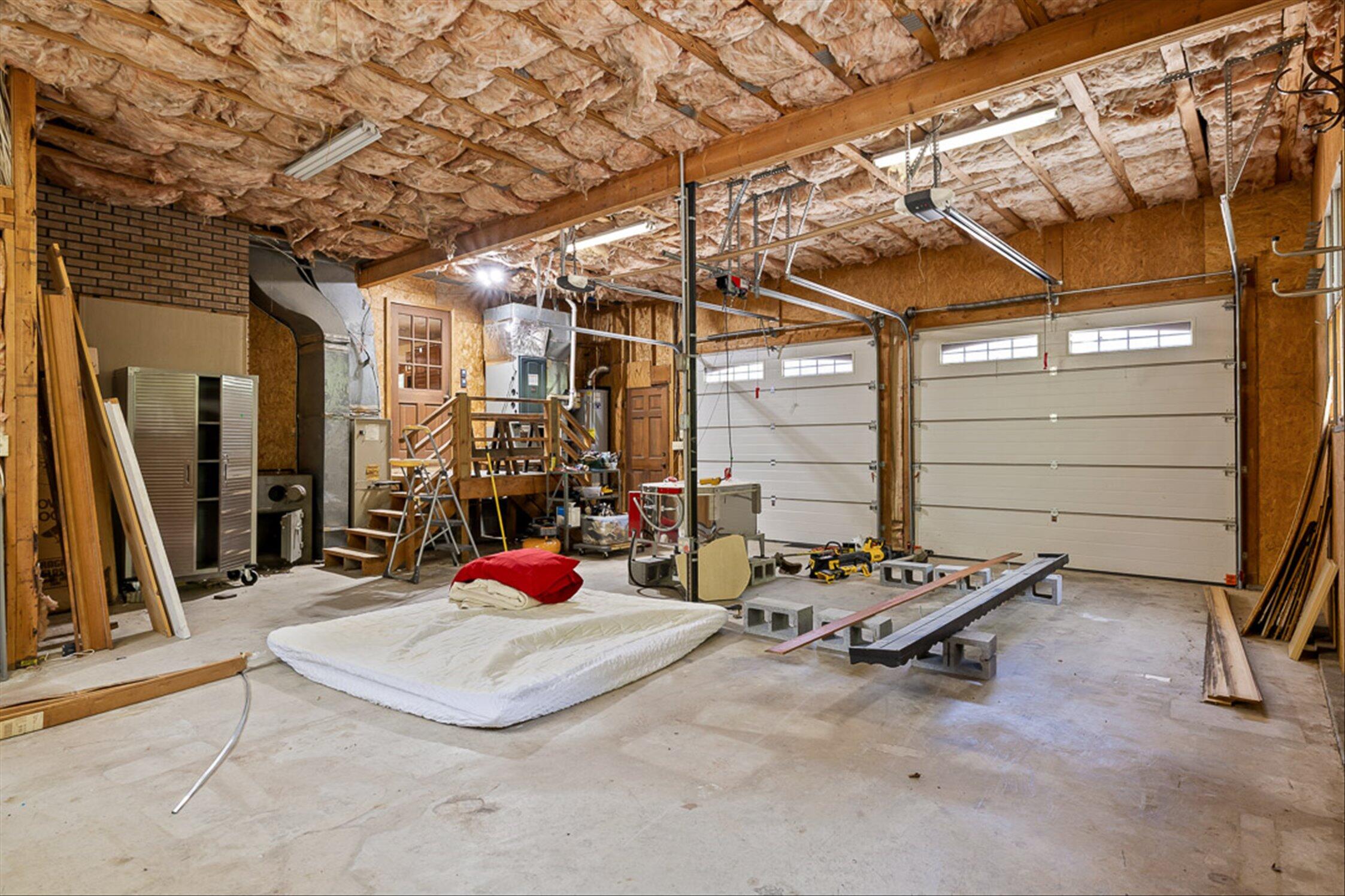 2401 Igou Ferry Road