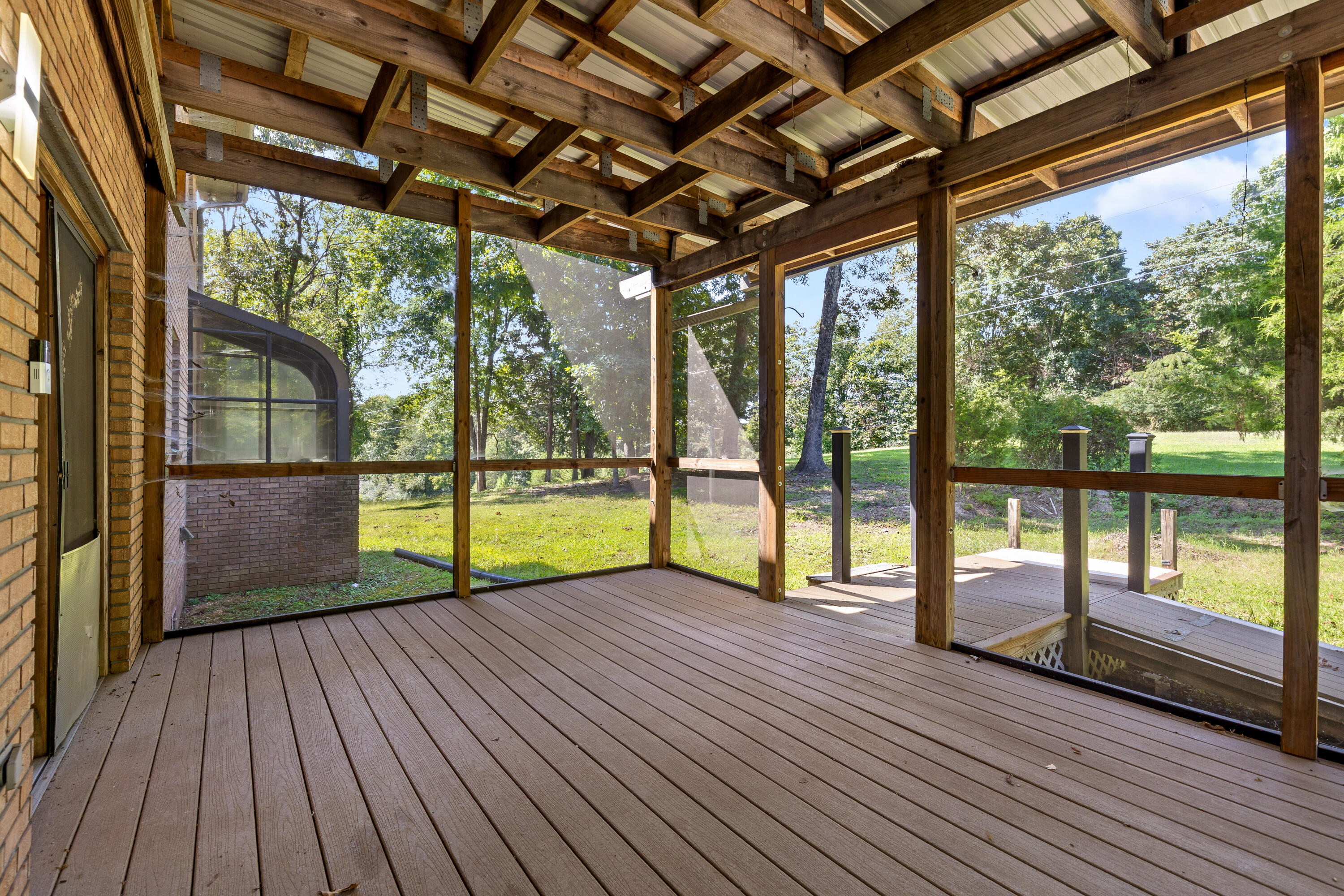 2401 Igou Ferry Road