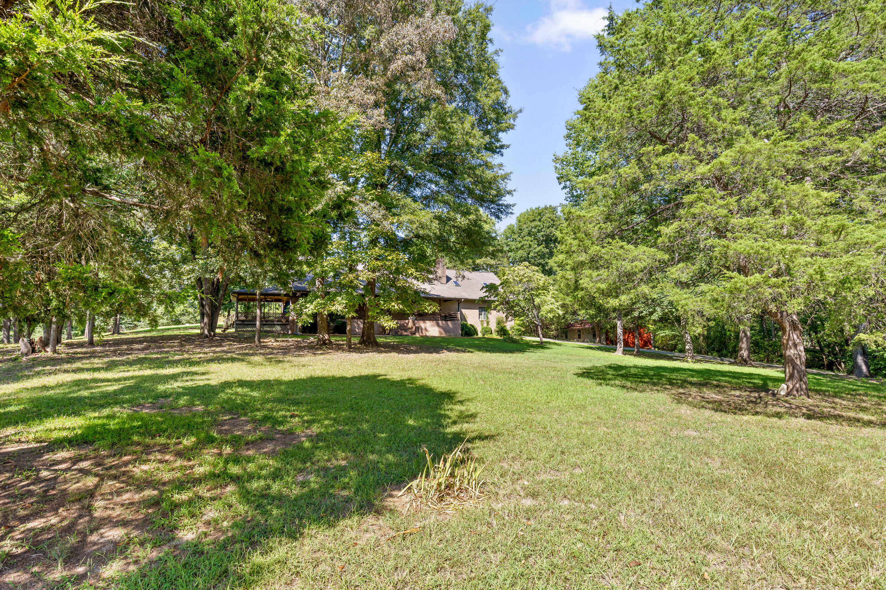 2401 Igou Ferry Road