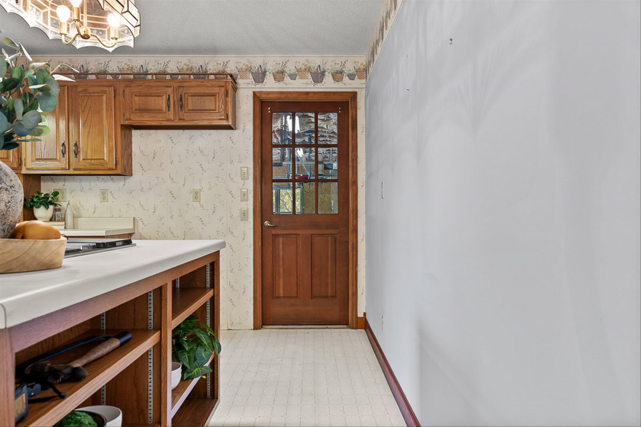 2401 Igou Ferry Road