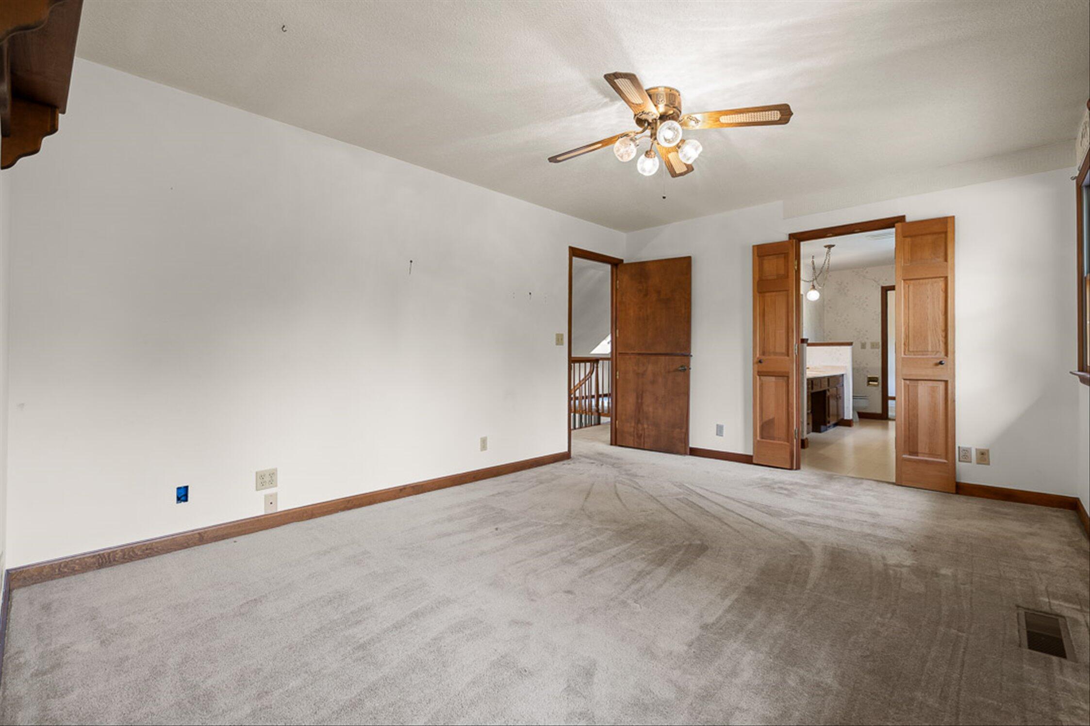 2401 Igou Ferry Road