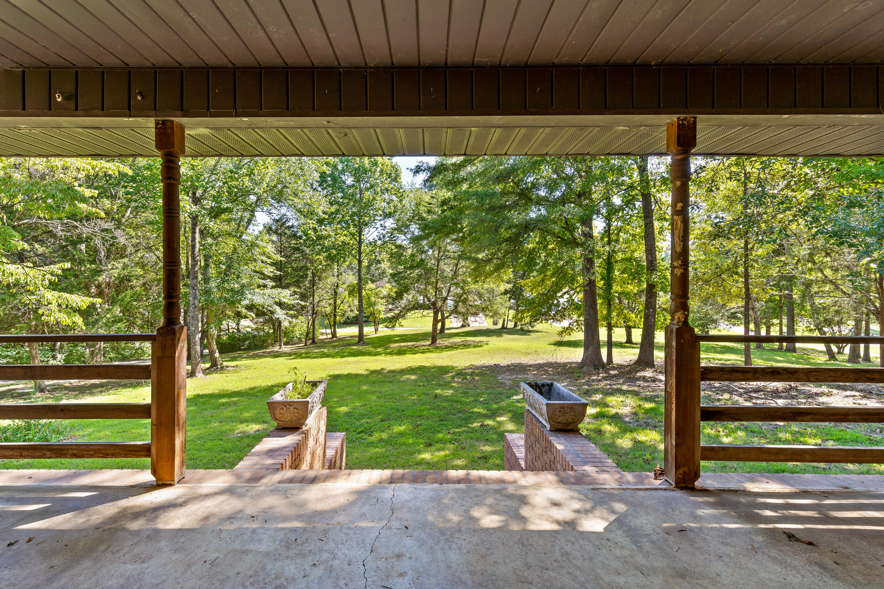 2401 Igou Ferry Road