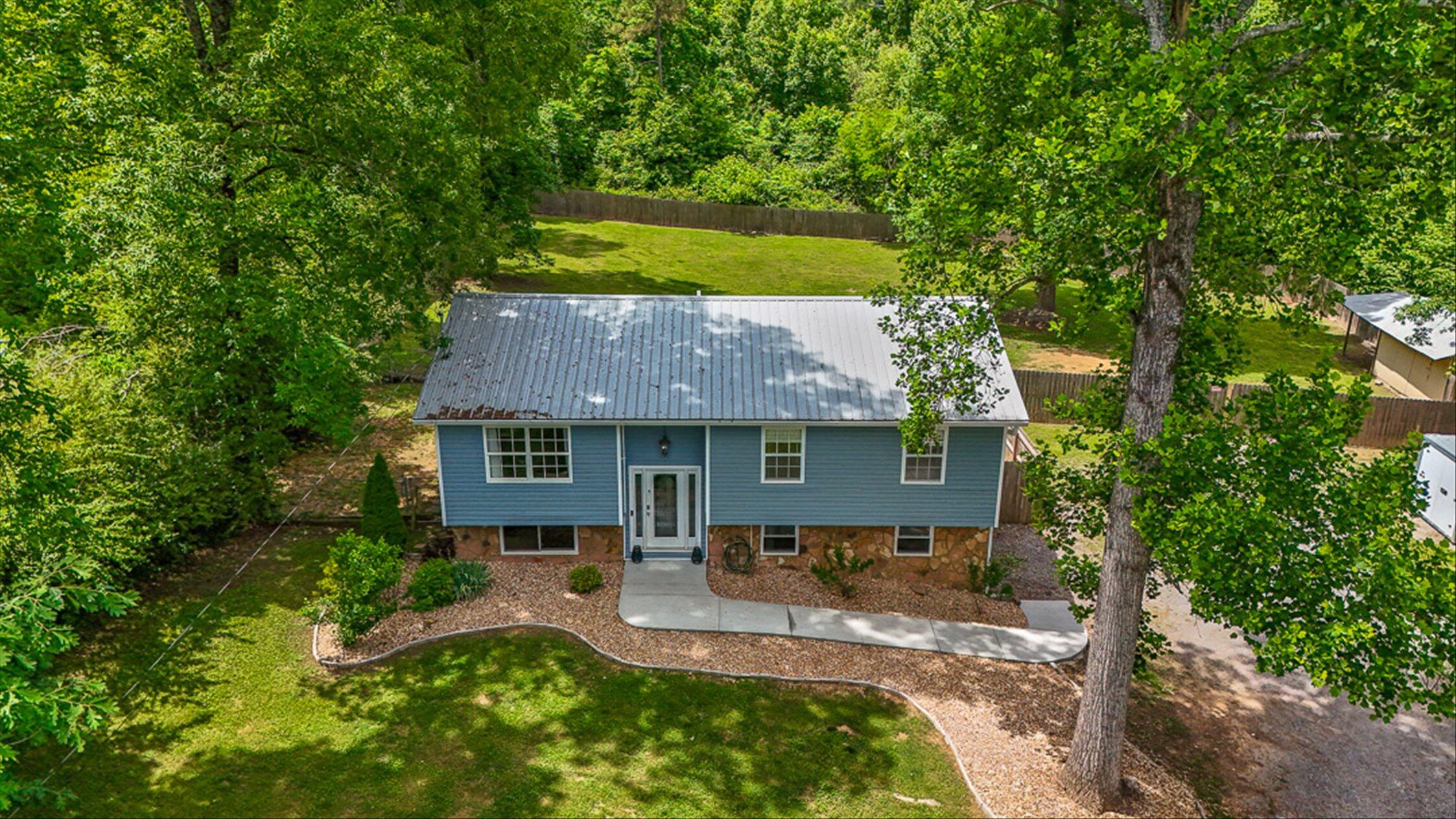 327 Homestead Street NE