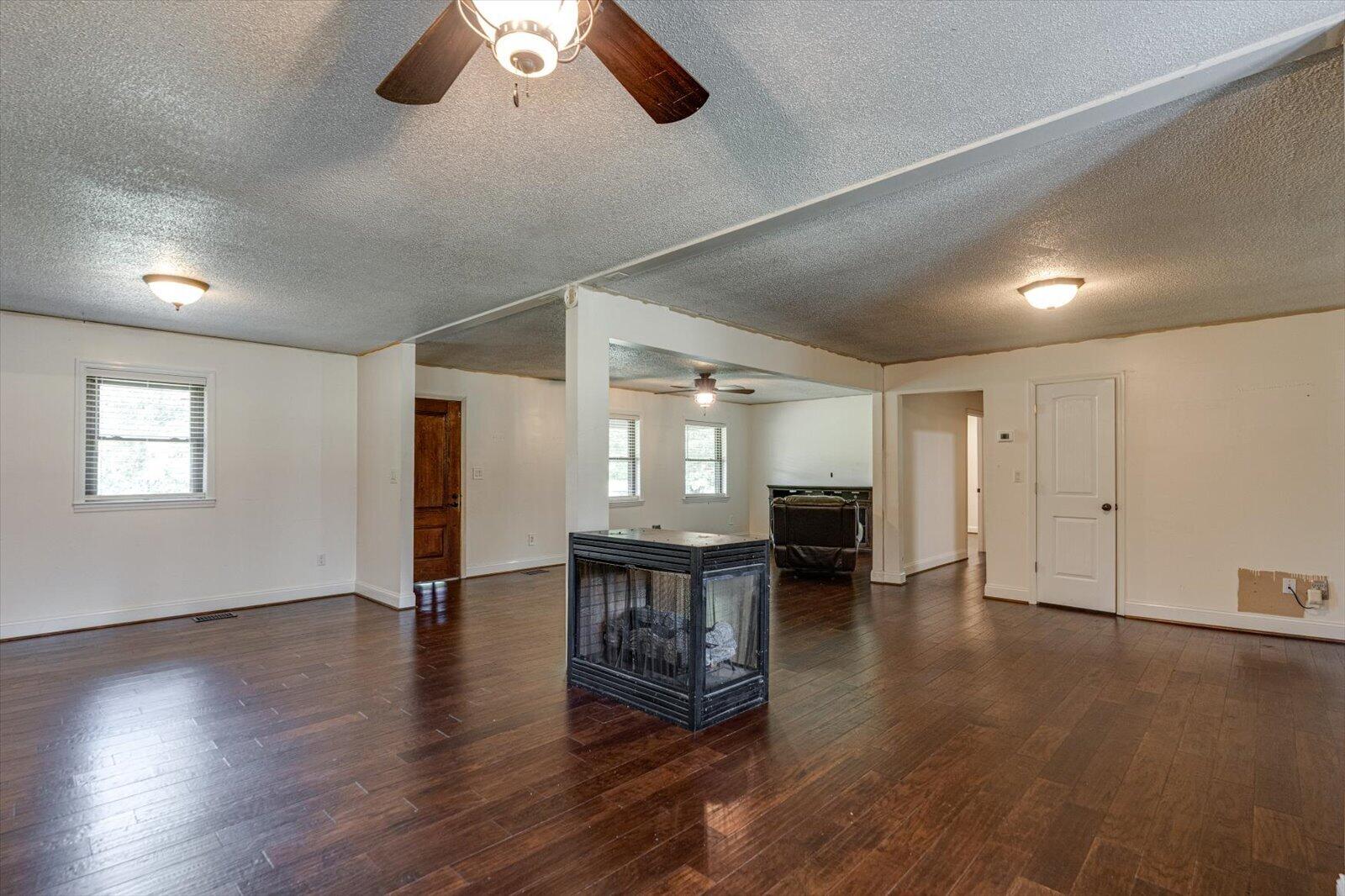 321 Dillon Drive