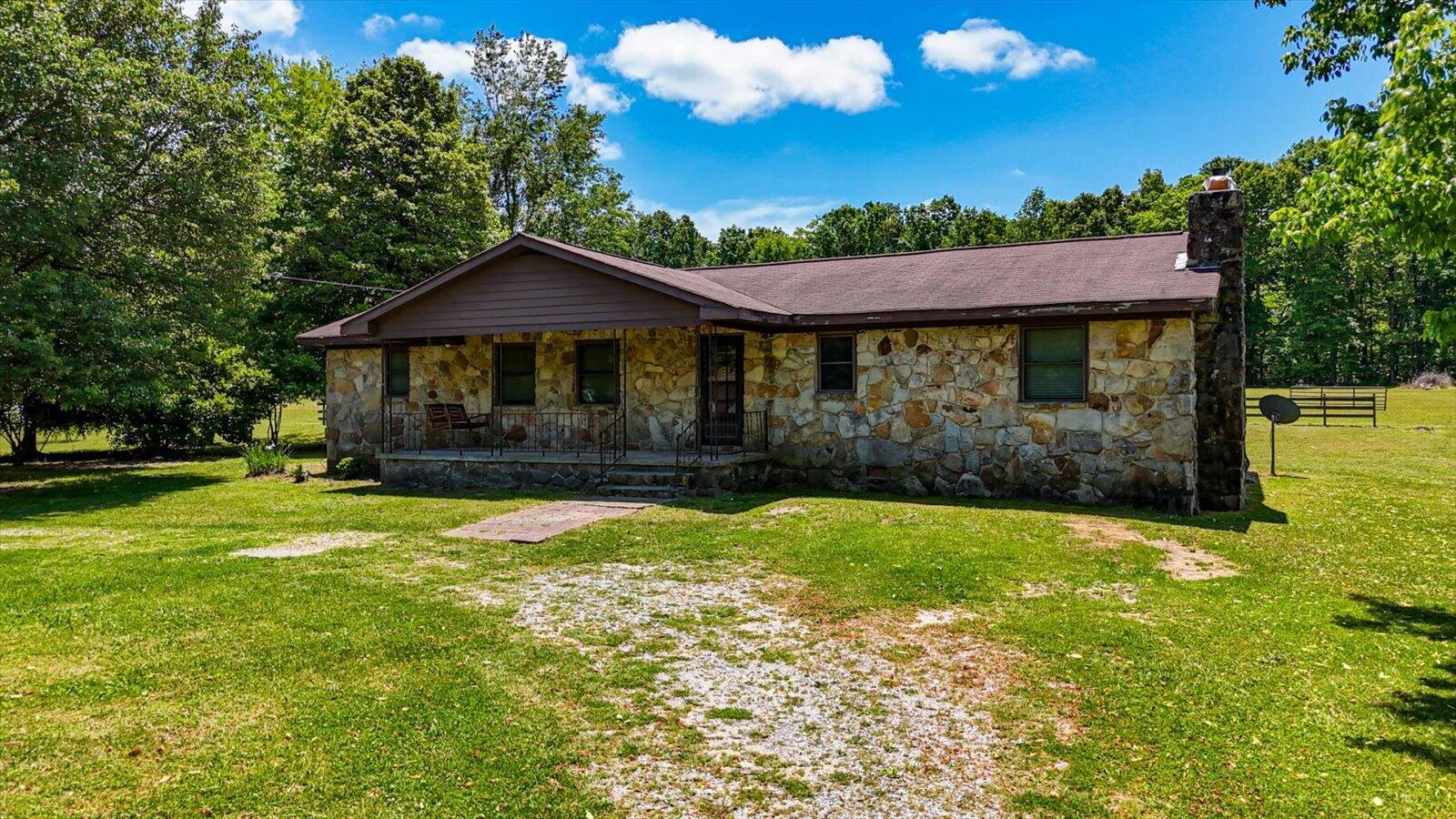 321 Dillon Drive